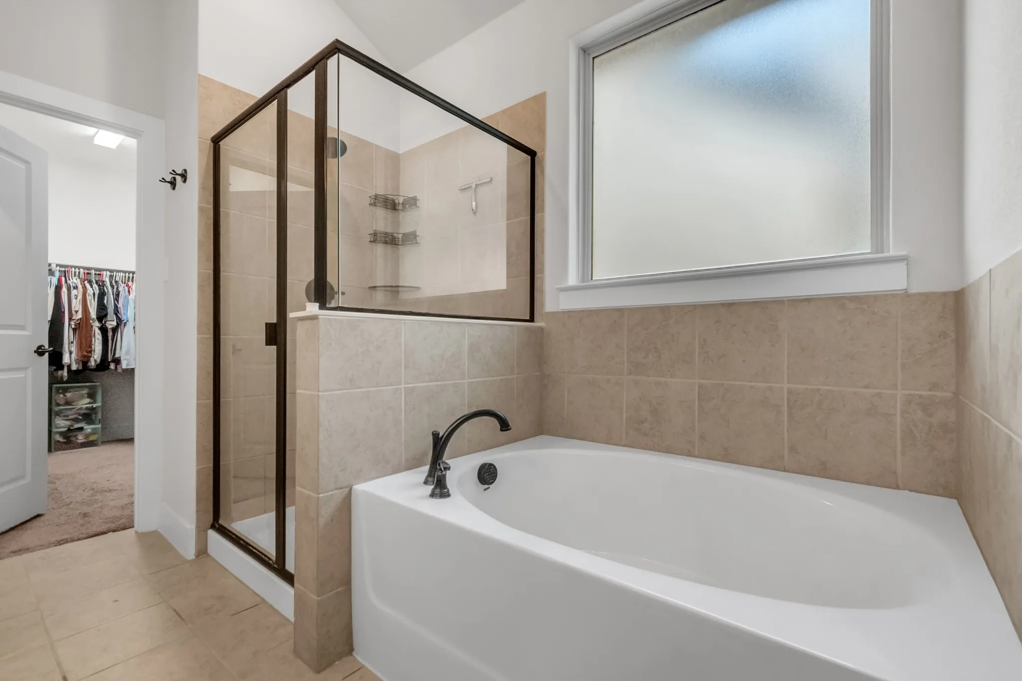 Single Family Residence For Sale in Tarrant County , 5221 Beautyberry Drive, Fort Worth, Texas 76036, 3 Bedroom, 2 Bathroom, 2 Garage spaces, 1,944 Sqft, built in 2021, mls#21376682, Real Estate Agent in Fort Worth, Homes For Sale in Tarrant county, Homes For Sale in Fort Worth, Realtor in Fort Worth Texas, Real Estate Brokerage Independent Realty Texas, Luminita Cordes Realtor