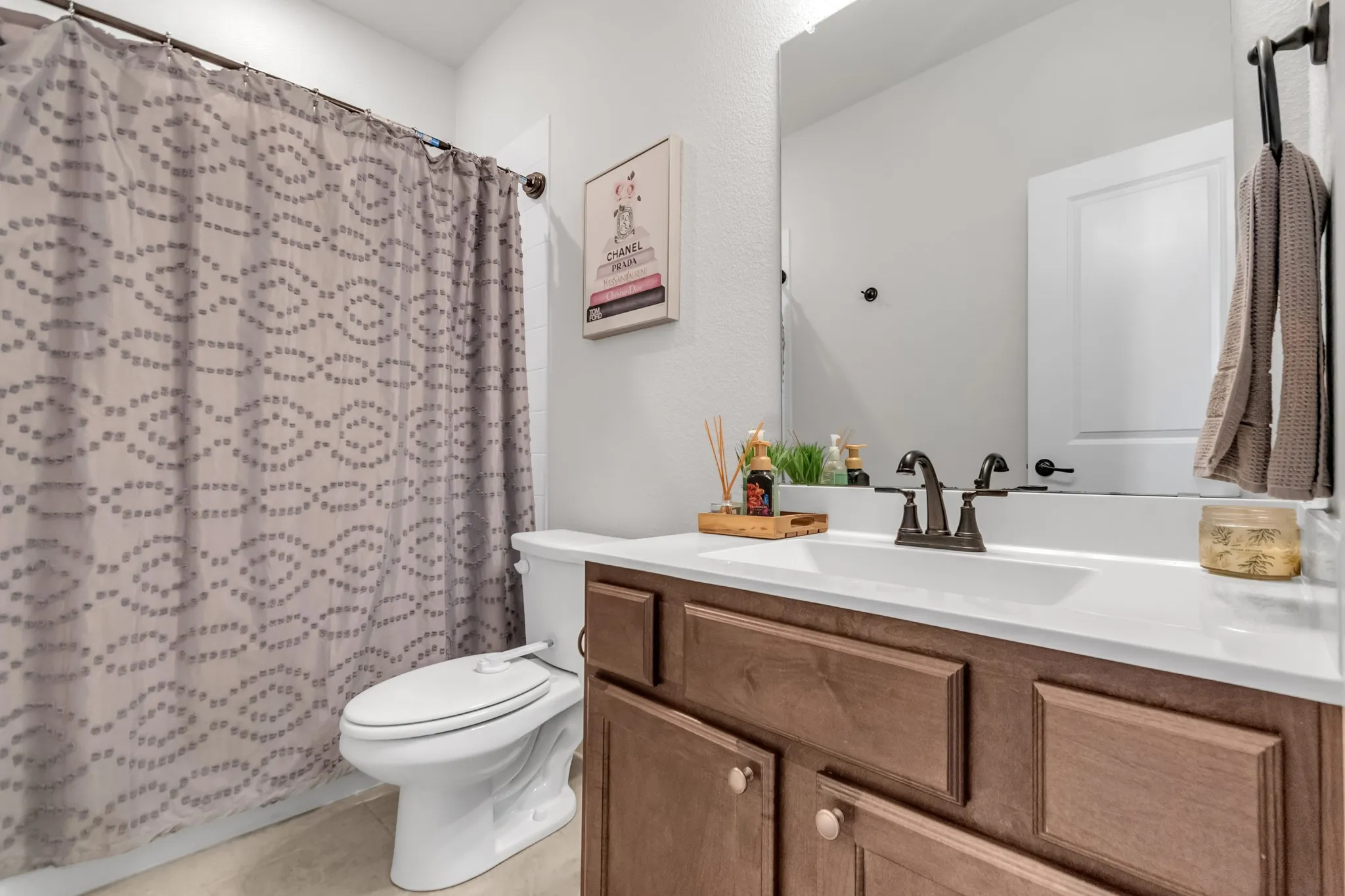 Single Family Residence For Sale in Tarrant County , 5221 Beautyberry Drive, Fort Worth, Texas 76036, 3 Bedroom, 2 Bathroom, 2 Garage spaces, 1,944 Sqft, built in 2021, mls#21376682, Real Estate Agent in Fort Worth, Homes For Sale in Tarrant county, Homes For Sale in Fort Worth, Realtor in Fort Worth Texas, Real Estate Brokerage Independent Realty Texas, Luminita Cordes Realtor