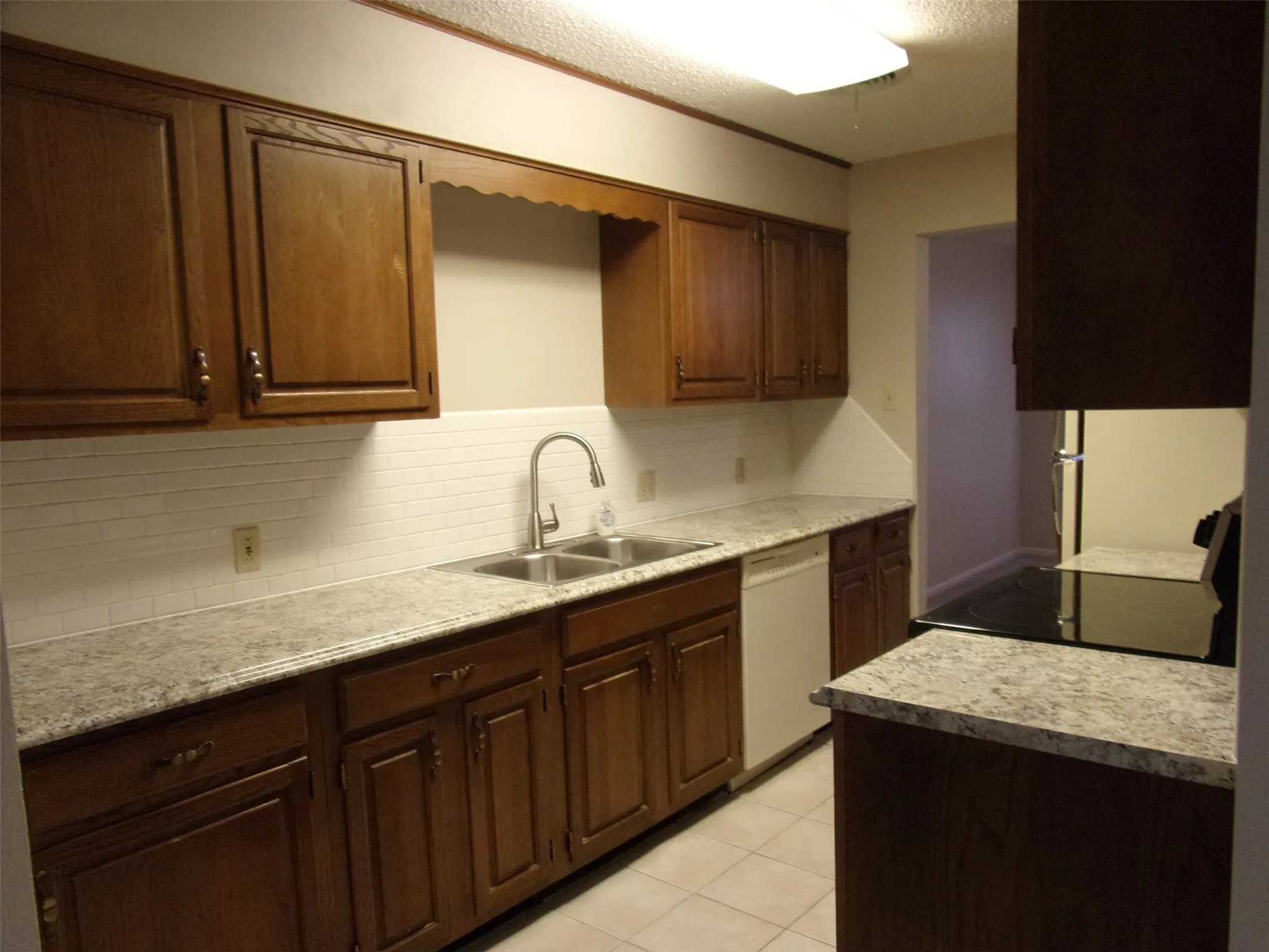Single Family Residence For Rent in Taylor County , 22 Crossroads Drive, Abilene, Texas 79605, 2 Bedroom, 2 Bathroom, 1 Garage spaces, 1,188 Sqft, built in 1982, mls#21377072, Real Estate Agent in Abilene, Homes For Rent in Taylor county, Homes For Rent in Abilene, Realtor in Abilene Texas, Real Estate Brokerage Independent Realty Texas, Luminita Cordes Realtor