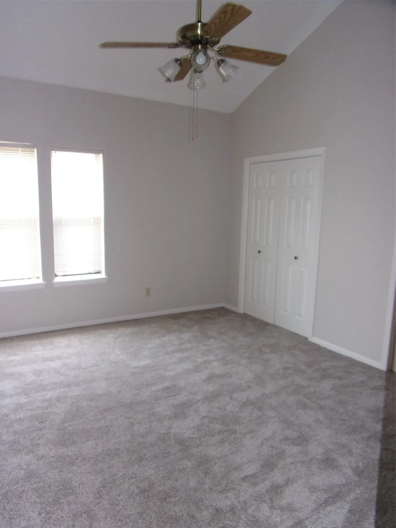 Single Family Residence For Rent in Taylor County , 22 Crossroads Drive, Abilene, Texas 79605, 2 Bedroom, 2 Bathroom, 1 Garage spaces, 1,188 Sqft, built in 1982, mls#21377072, Real Estate Agent in Abilene, Homes For Rent in Taylor county, Homes For Rent in Abilene, Realtor in Abilene Texas, Real Estate Brokerage Independent Realty Texas, Luminita Cordes Realtor