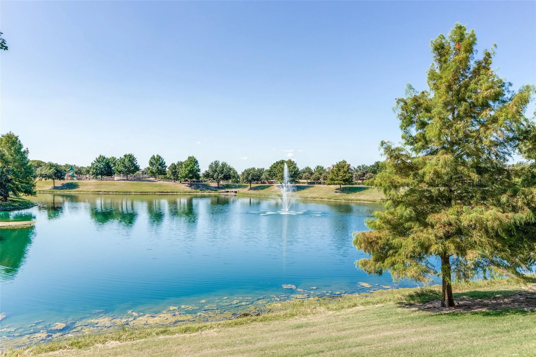 Condominium For Sale in Collin County , 3075 Willow Grove Boulevard 1504, Mc Kinney, Texas 75070, 2 Bedroom, 2 Bathroom, 2 Garage spaces, 1,277 Sqft, built in 2013, mls#21370813, Real Estate Agent in Mc Kinney, Homes For Sale in Collin county, Homes For Sale in Mc Kinney, Realtor in Mc Kinney Texas, Real Estate Brokerage Independent Realty Texas, Luminita Cordes Realtor