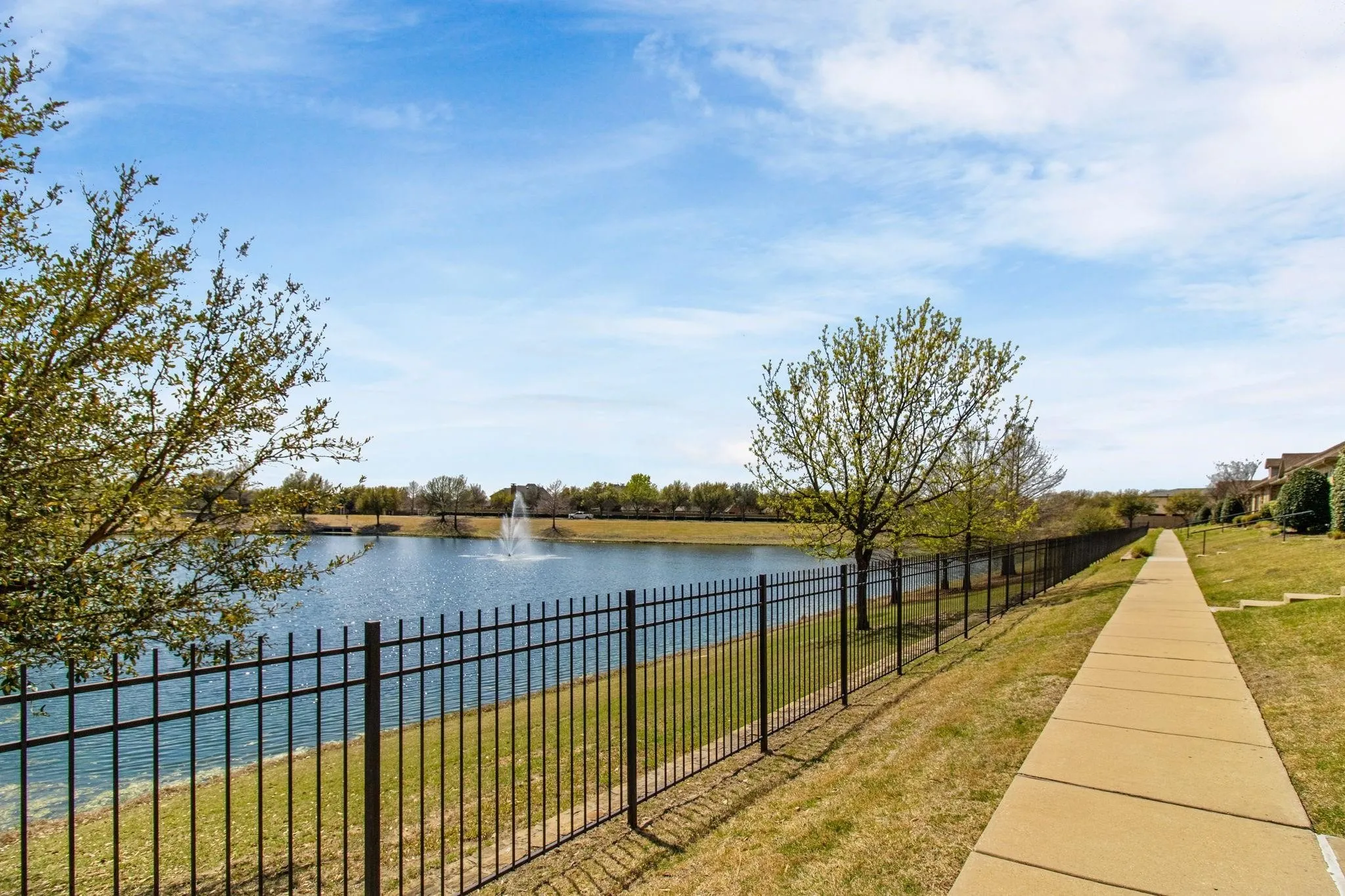 Condominium For Sale in Collin County , 3075 Willow Grove Boulevard 1504, Mc Kinney, Texas 75070, 2 Bedroom, 2 Bathroom, 2 Garage spaces, 1,277 Sqft, built in 2013, mls#21370813, Real Estate Agent in Mc Kinney, Homes For Sale in Collin county, Homes For Sale in Mc Kinney, Realtor in Mc Kinney Texas, Real Estate Brokerage Independent Realty Texas, Luminita Cordes Realtor