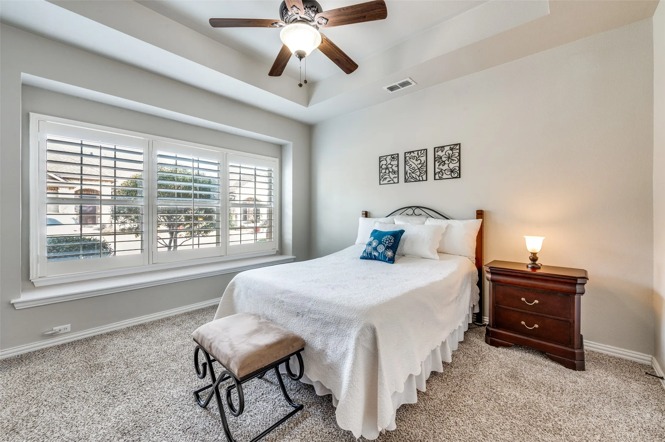 Condominium For Sale in Collin County , 3075 Willow Grove Boulevard 1504, Mc Kinney, Texas 75070, 2 Bedroom, 2 Bathroom, 2 Garage spaces, 1,277 Sqft, built in 2013, mls#21370813, Real Estate Agent in Mc Kinney, Homes For Sale in Collin county, Homes For Sale in Mc Kinney, Realtor in Mc Kinney Texas, Real Estate Brokerage Independent Realty Texas, Luminita Cordes Realtor