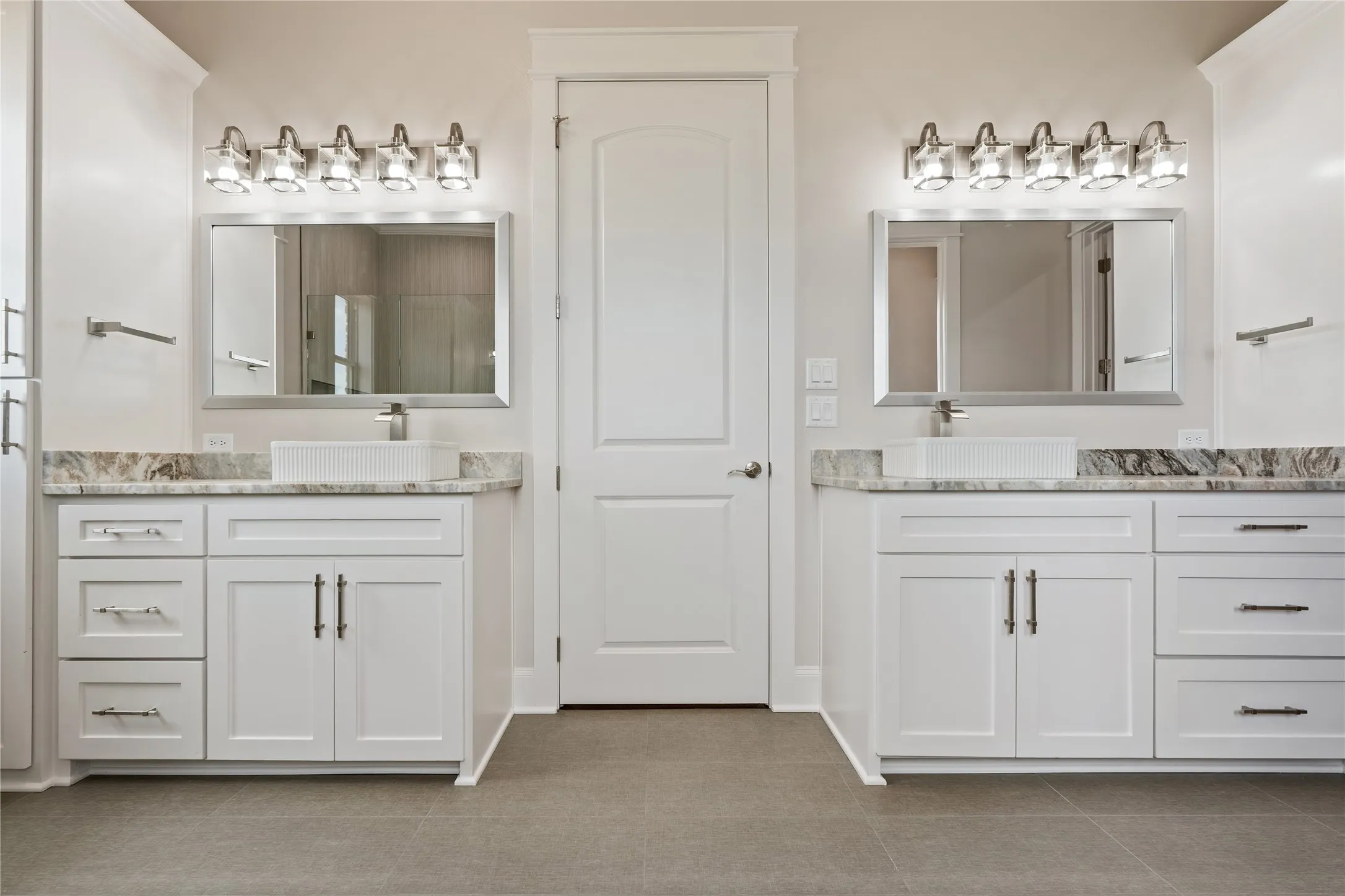 Single Family Residence For Sale in Smith County , 21604 Woodring Road, Bullard, Texas 75757, 5 Bedroom, 4 Bathroom, 3 Garage spaces, 3,309 Sqft, built in 2025, mls#21377069, Real Estate Agent in Bullard, Homes For Sale in Smith county, Homes For Sale in Bullard, Realtor in Bullard Texas, Real Estate Brokerage Independent Realty Texas, Luminita Cordes Realtor