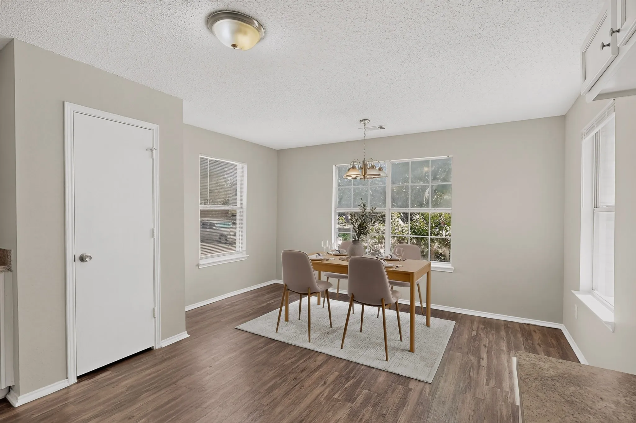 Single Family Residence For Rent in Denton County , 625 Spillway Drive, Little Elm, Texas 75068, 3 Bedroom, 2 Bathroom, 2 Garage spaces, 1,687 Sqft, built in 2001, mls#21377091, Real Estate Agent in Little Elm, Homes For Rent in Denton county, Homes For Rent in Little Elm, Realtor in Little Elm Texas, Real Estate Brokerage Independent Realty Texas, Luminita Cordes Realtor