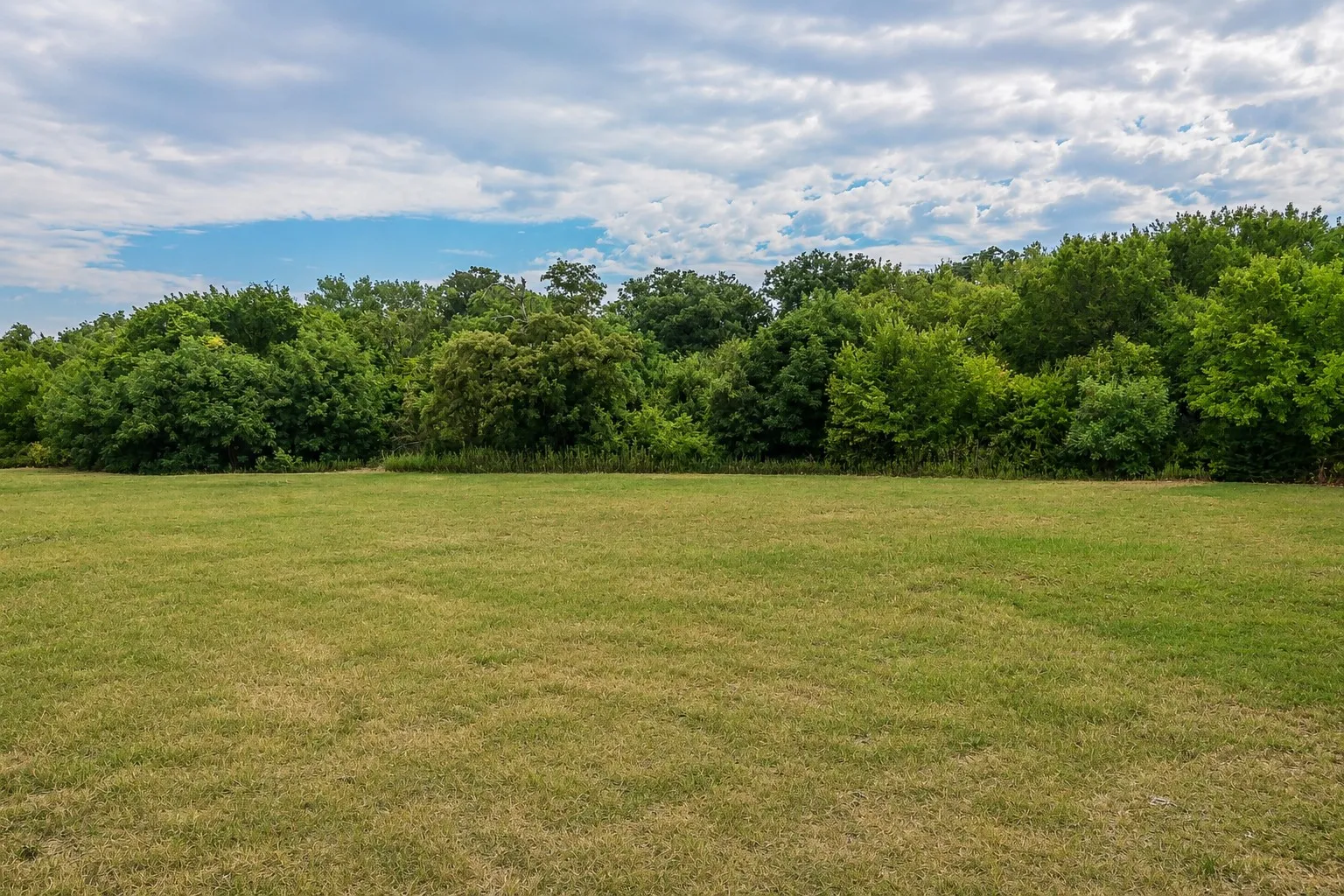 Unimproved Land For Sale in Tarrant County , 525 Westpark Way, Euless, Texas 76040, 0, 0, Garage spaces, 0 Sqft, built in 0, mls#21375913, Real Estate Agent in Euless, Homes For Sale in Tarrant county, Homes For Sale in Euless, Realtor in Euless Texas, Real Estate Brokerage Independent Realty Texas, Luminita Cordes Realtor