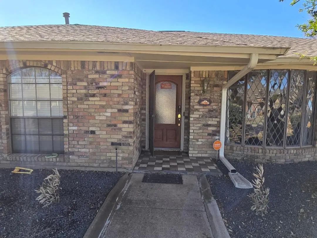 Single Family Residence For Sale in Collin County , 2004 Cherbourg Drive, Plano, Texas 75075, 3 Bedroom, 2 Bathroom, 2 Garage spaces, 2,235 Sqft, built in 1977, mls#21377092, Real Estate Agent in Plano, Homes For Sale in Collin county, Homes For Sale in Plano, Realtor in Plano Texas, Real Estate Brokerage Independent Realty Texas, Luminita Cordes Realtor