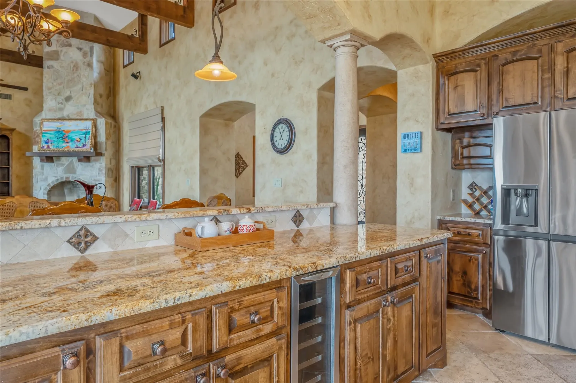 Single Family Residence For Sale in Navarro County , 1160 The Shores Drive, Corsicana, Texas 75109, 3 Bedroom, 2 Bathroom, 2 Garage spaces, 2,754 Sqft, built in 2008, mls#21377106, Real Estate Agent in Corsicana, Homes For Sale in Navarro county, Homes For Sale in Corsicana, Realtor in Corsicana Texas, Real Estate Brokerage Independent Realty Texas, Luminita Cordes Realtor