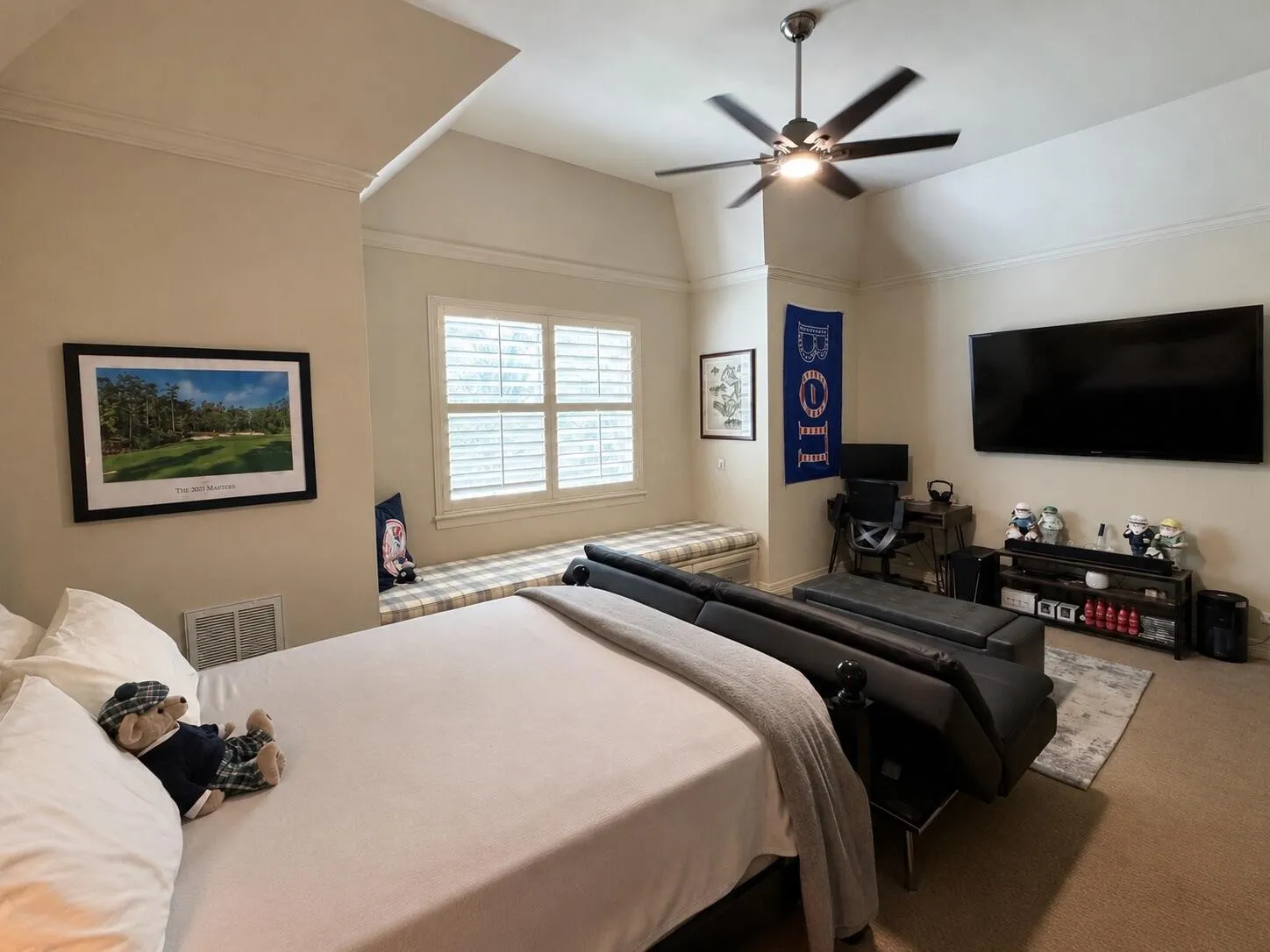 Single Family Residence For Sale in Tarrant County , 801 Huntington Court, Southlake, Texas 76092, 5 Bedroom, 6 Bathroom, 4 Garage spaces, 5,114 Sqft, built in 1996, mls#21377099, Real Estate Agent in Southlake, Homes For Sale in Tarrant county, Homes For Sale in Southlake, Realtor in Southlake Texas, Real Estate Brokerage Independent Realty Texas, Luminita Cordes Realtor