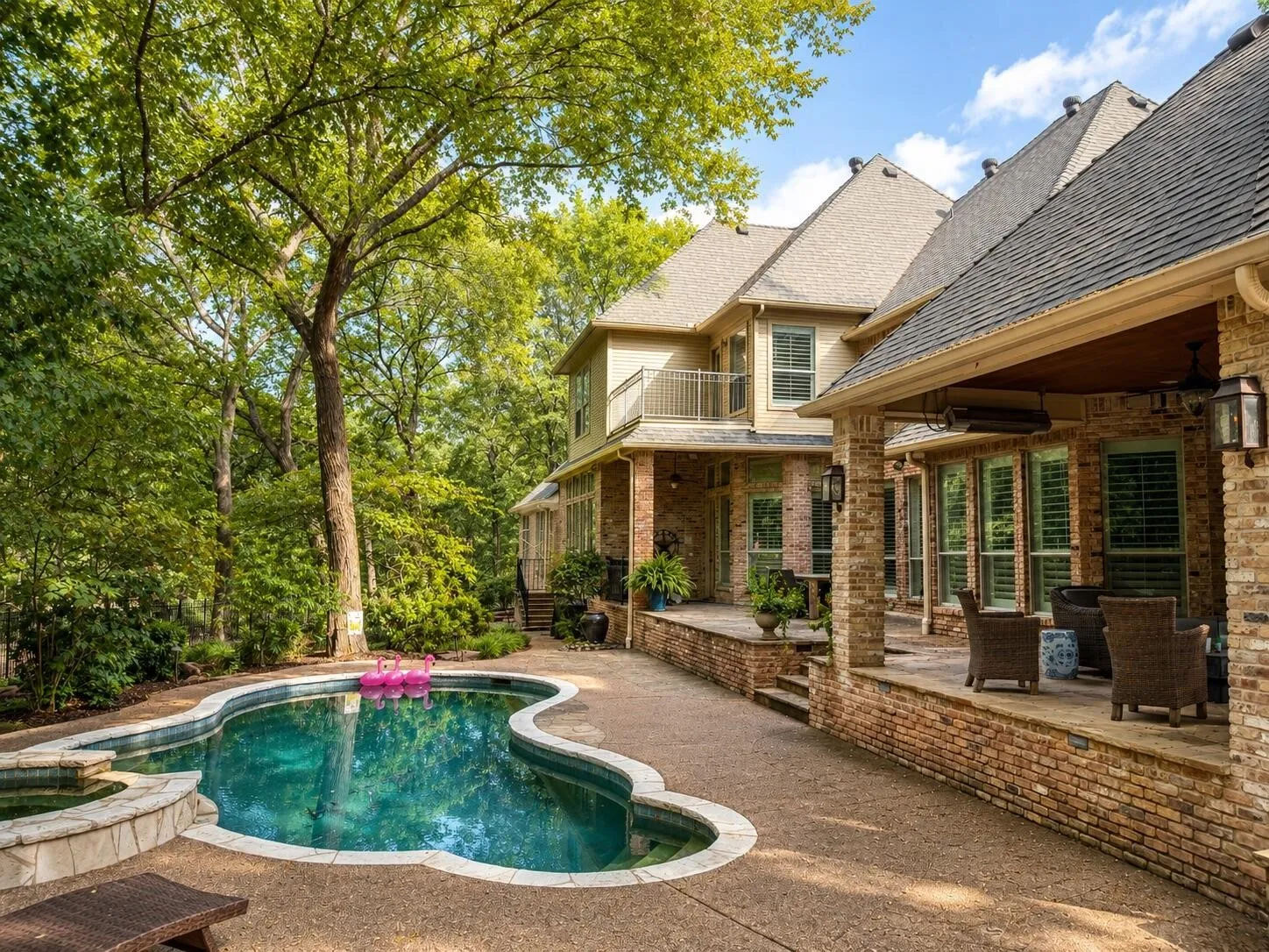 Single Family Residence For Sale in Tarrant County , 801 Huntington Court, Southlake, Texas 76092, 5 Bedroom, 6 Bathroom, 4 Garage spaces, 5,114 Sqft, built in 1996, mls#21377099, Real Estate Agent in Southlake, Homes For Sale in Tarrant county, Homes For Sale in Southlake, Realtor in Southlake Texas, Real Estate Brokerage Independent Realty Texas, Luminita Cordes Realtor