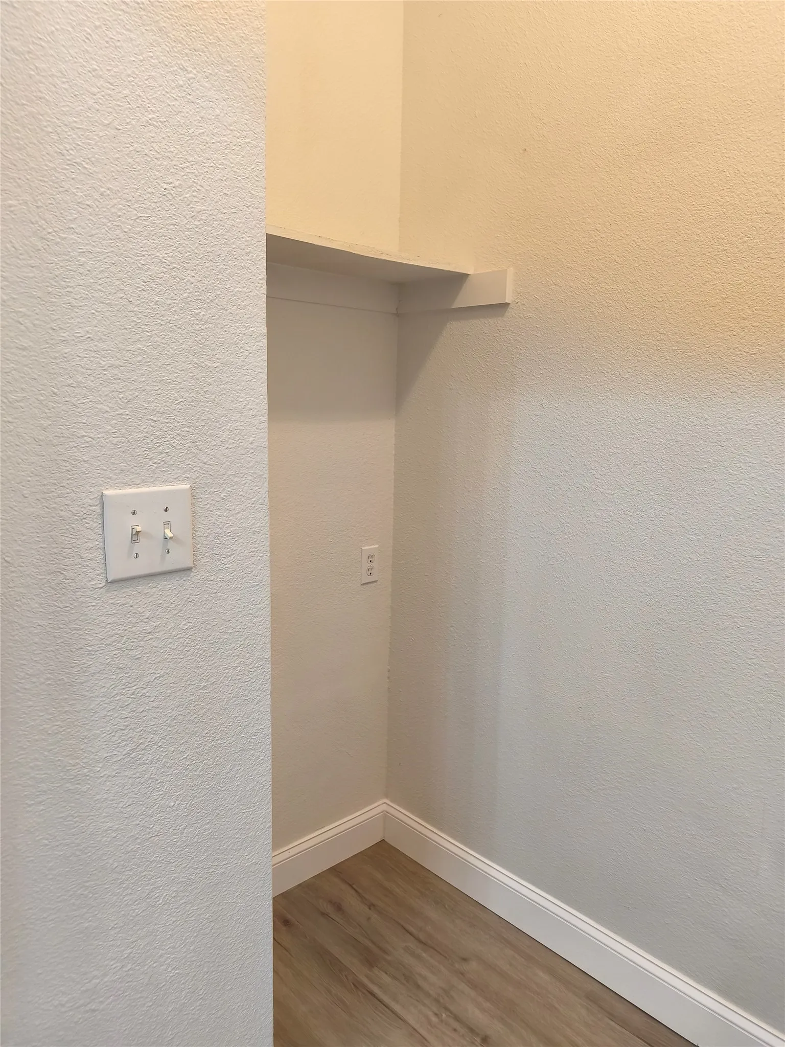 Duplex For Rent in Collin County , 217 Wyndham Meadows Way, Wylie, Texas 75098, 4 Bedroom, 3 Bathroom, 1 Garage spaces, 1,337 Sqft, built in 2004, mls#21377113, Real Estate Agent in Wylie, Homes For Rent in Collin county, Homes For Rent in Wylie, Realtor in Wylie Texas, Real Estate Brokerage Independent Realty Texas, Luminita Cordes Realtor