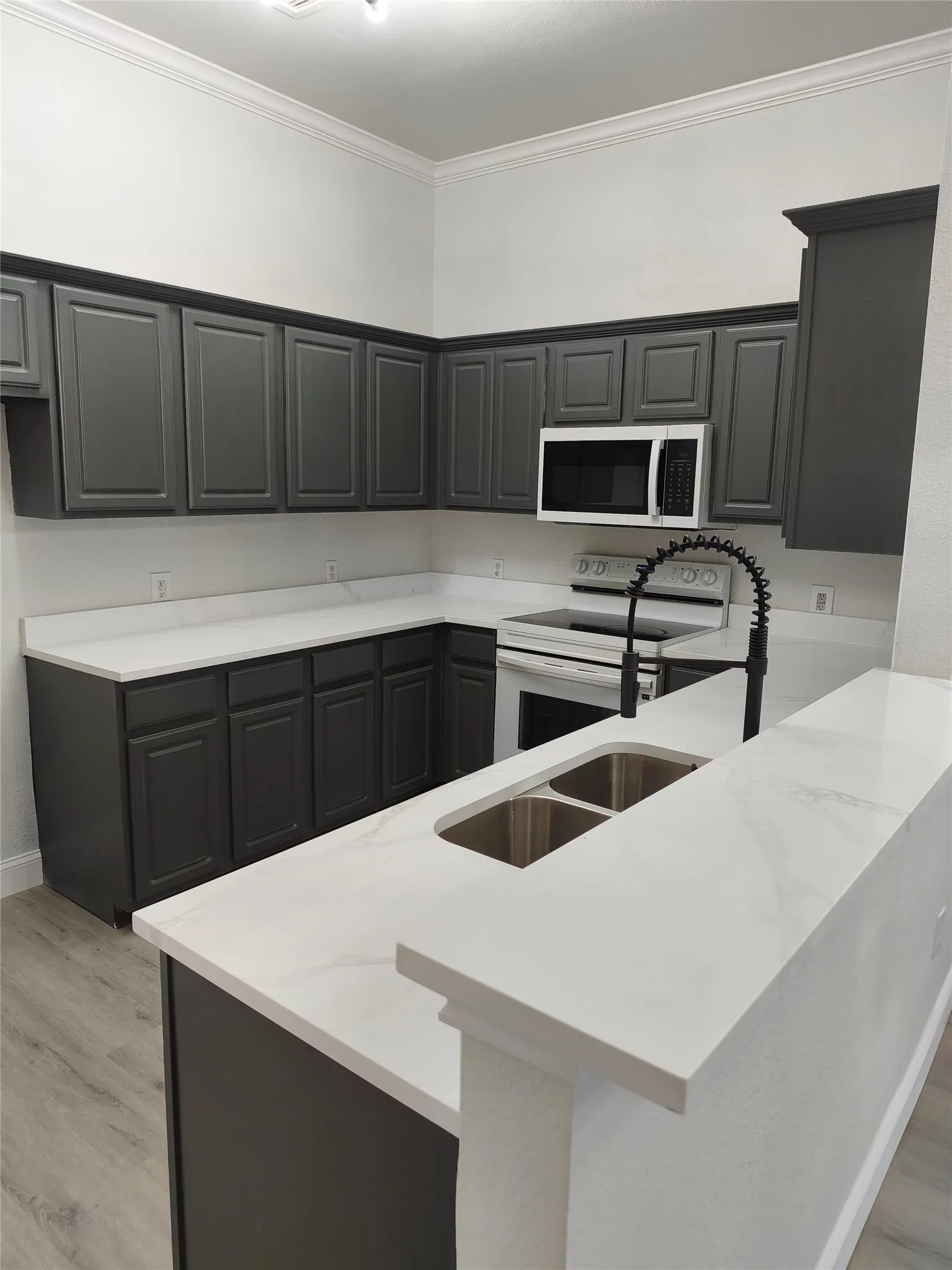 Duplex For Rent in Collin County , 217 Wyndham Meadows Way, Wylie, Texas 75098, 4 Bedroom, 3 Bathroom, 1 Garage spaces, 1,337 Sqft, built in 2004, mls#21377113, Real Estate Agent in Wylie, Homes For Rent in Collin county, Homes For Rent in Wylie, Realtor in Wylie Texas, Real Estate Brokerage Independent Realty Texas, Luminita Cordes Realtor