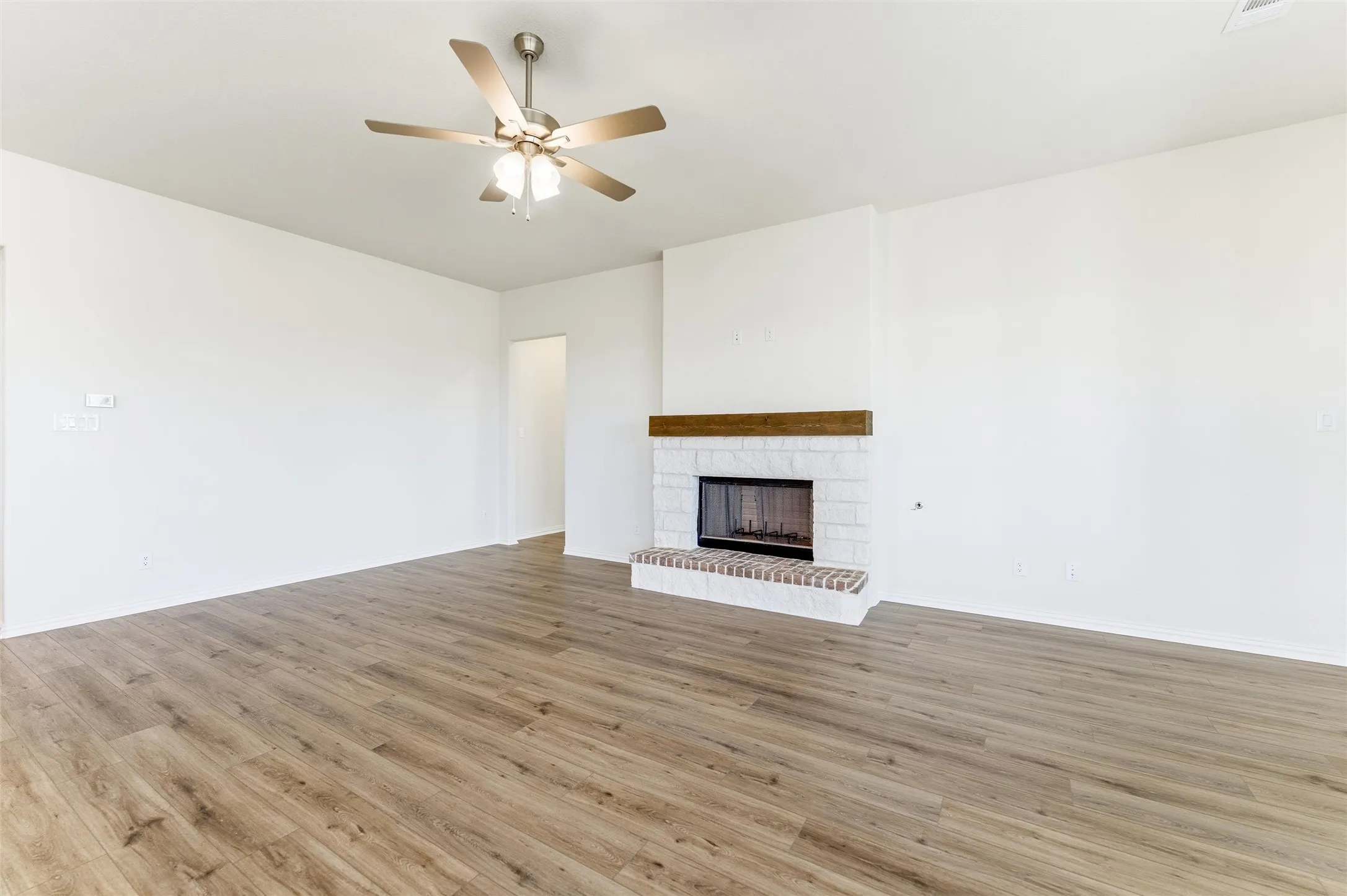 Single Family Residence For Sale in Cooke County , 1030 County Road 200, Valley View, Texas 76272, 4 Bedroom, 3 Bathroom, 2 Garage spaces, 2,499 Sqft, built in 2025, mls#21377114, Real Estate Agent in Valley View, Homes For Sale in Cooke county, Homes For Sale in Valley View, Realtor in Valley View Texas, Real Estate Brokerage Independent Realty Texas, Luminita Cordes Realtor