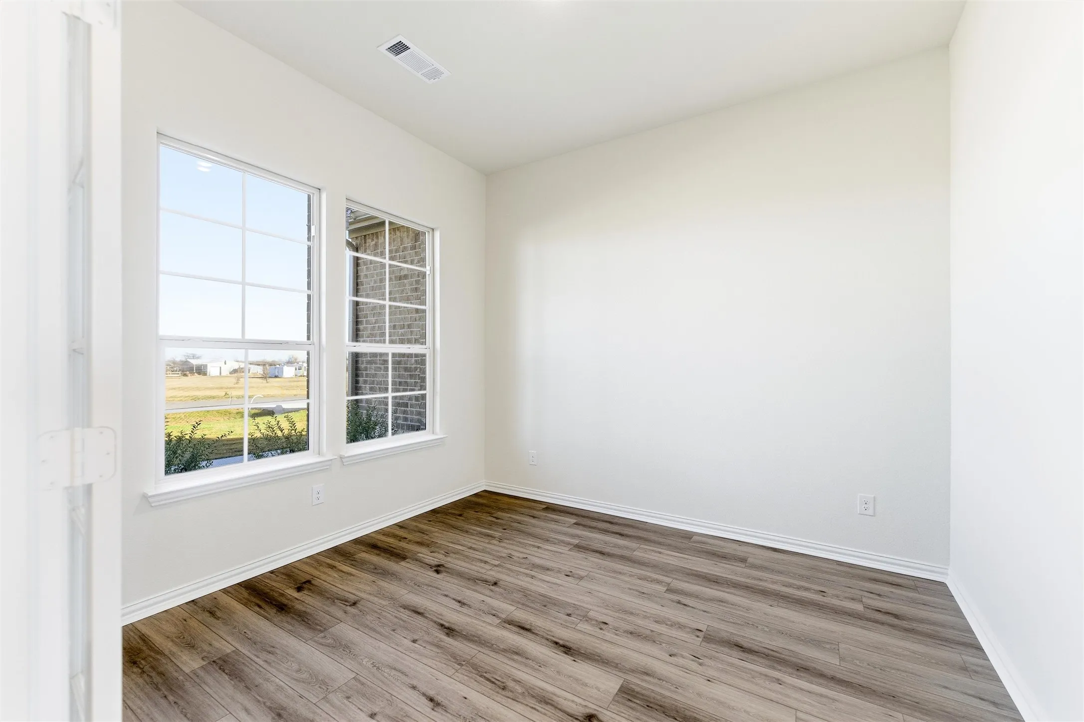 Single Family Residence For Sale in Cooke County , 1030 County Road 200, Valley View, Texas 76272, 4 Bedroom, 3 Bathroom, 2 Garage spaces, 2,499 Sqft, built in 2025, mls#21377114, Real Estate Agent in Valley View, Homes For Sale in Cooke county, Homes For Sale in Valley View, Realtor in Valley View Texas, Real Estate Brokerage Independent Realty Texas, Luminita Cordes Realtor