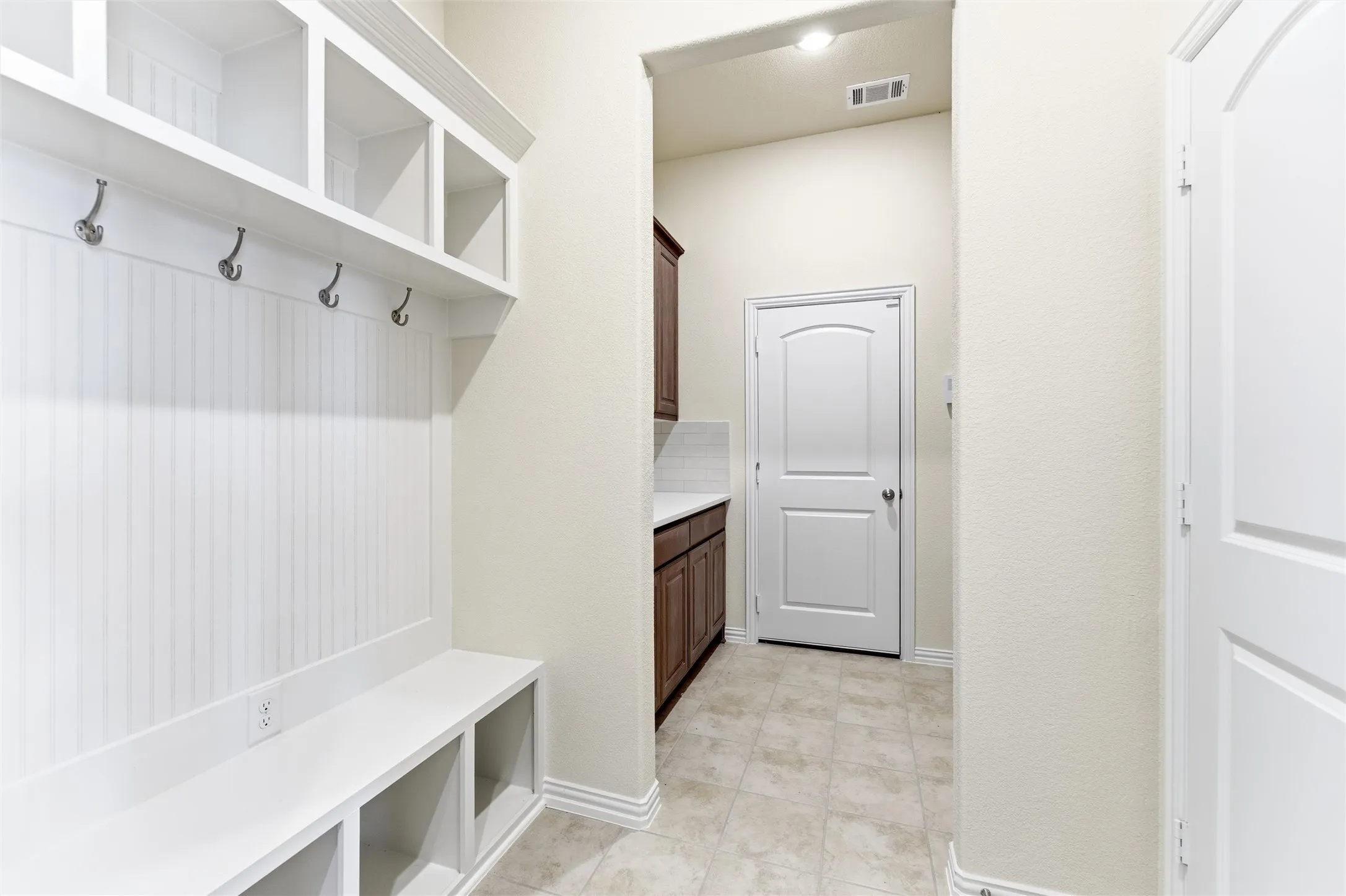 Single Family Residence For Sale in Cooke County , 1030 County Road 200, Valley View, Texas 76272, 4 Bedroom, 3 Bathroom, 2 Garage spaces, 2,499 Sqft, built in 2025, mls#21377114, Real Estate Agent in Valley View, Homes For Sale in Cooke county, Homes For Sale in Valley View, Realtor in Valley View Texas, Real Estate Brokerage Independent Realty Texas, Luminita Cordes Realtor