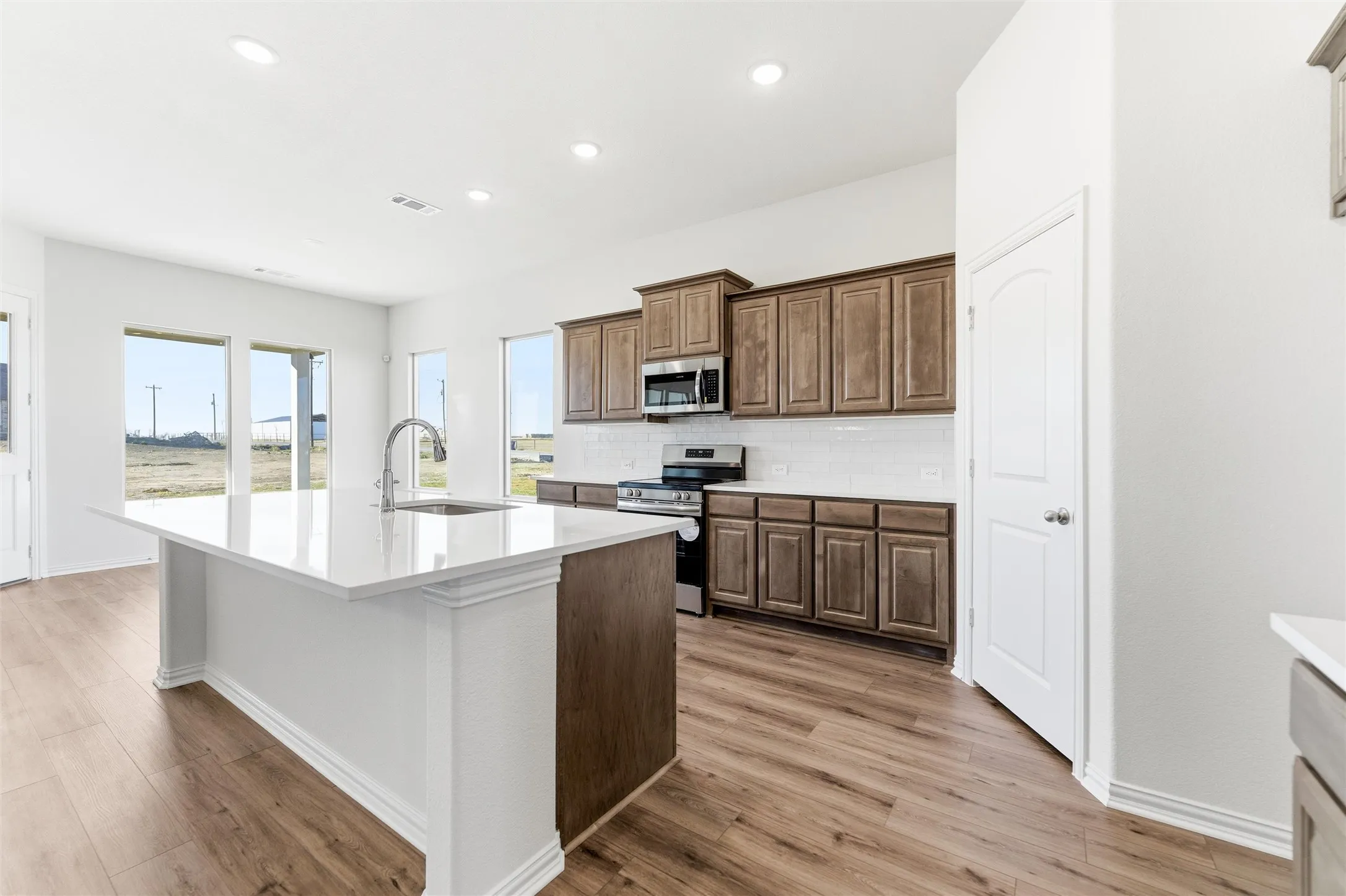 Single Family Residence For Sale in Cooke County , 1030 County Road 200, Valley View, Texas 76272, 4 Bedroom, 3 Bathroom, 2 Garage spaces, 2,499 Sqft, built in 2025, mls#21377114, Real Estate Agent in Valley View, Homes For Sale in Cooke county, Homes For Sale in Valley View, Realtor in Valley View Texas, Real Estate Brokerage Independent Realty Texas, Luminita Cordes Realtor