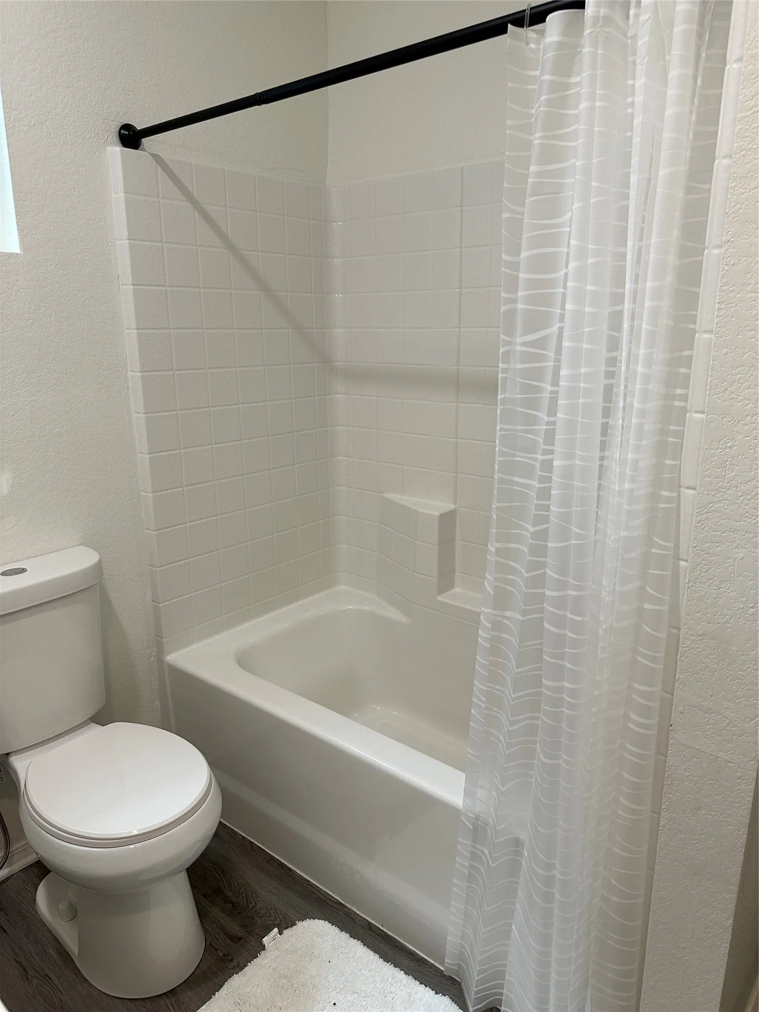 Duplex For Rent in Falls County , 301 Ward Street B, Marlin, Texas 76661, 2 Bedroom, 1 Bathroom, Garage spaces, 1,000 Sqft, built in 1950, mls#21375686, Real Estate Agent in Marlin, Homes For Rent in Falls county, Homes For Rent in Marlin, Realtor in Marlin Texas, Real Estate Brokerage Independent Realty Texas, Luminita Cordes Realtor