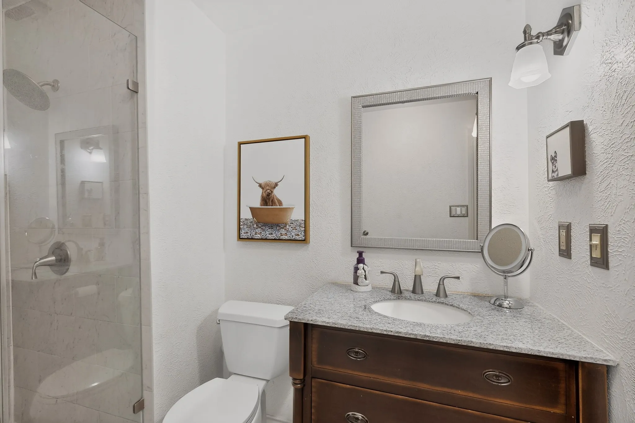 Single Family Residence For Sale in Collin County , 808 Rushmore Lane, Plano, Texas 75023, 4 Bedroom, 2 Bathroom, 2 Garage spaces, 2,051 Sqft, built in 1979, mls#21376147, Real Estate Agent in Plano, Homes For Sale in Collin county, Homes For Sale in Plano, Realtor in Plano Texas, Real Estate Brokerage Independent Realty Texas, Luminita Cordes Realtor