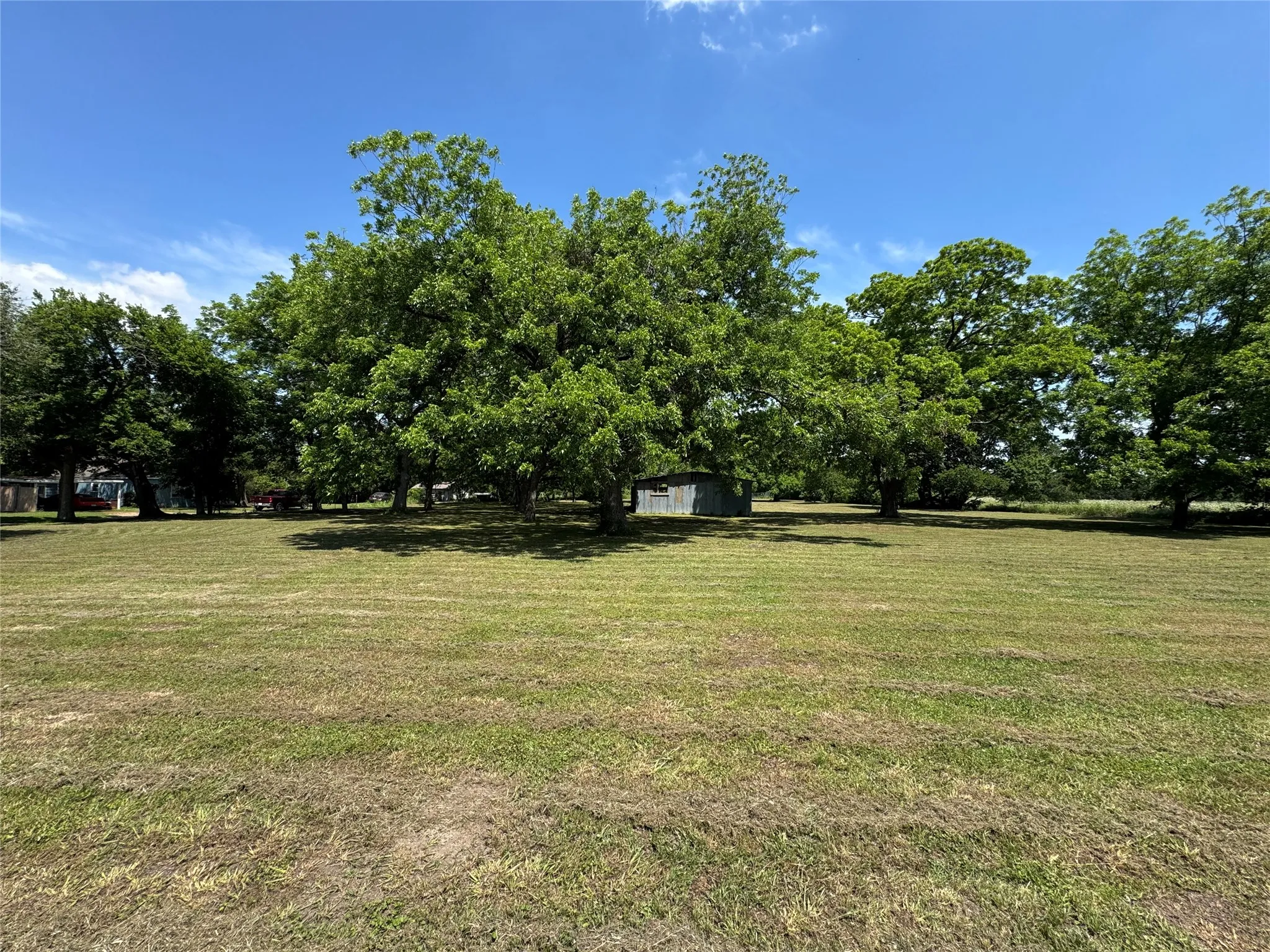 Single Family Residence For Sale in Fannin County , 4934 Fm-68, Gober, Texas 75443, 3 Bedroom, 1 Bathroom, 2 Garage spaces, 1,323 Sqft, built in 1948, mls#21377071, Real Estate Agent in Gober, Homes For Sale in Fannin county, Homes For Sale in Gober, Realtor in Gober Texas, Real Estate Brokerage Independent Realty Texas, Luminita Cordes Realtor
