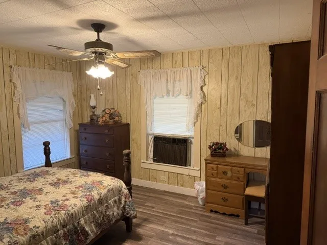 Single Family Residence For Sale in Fannin County , 4934 Fm-68, Gober, Texas 75443, 3 Bedroom, 1 Bathroom, 2 Garage spaces, 1,323 Sqft, built in 1948, mls#21377071, Real Estate Agent in Gober, Homes For Sale in Fannin county, Homes For Sale in Gober, Realtor in Gober Texas, Real Estate Brokerage Independent Realty Texas, Luminita Cordes Realtor
