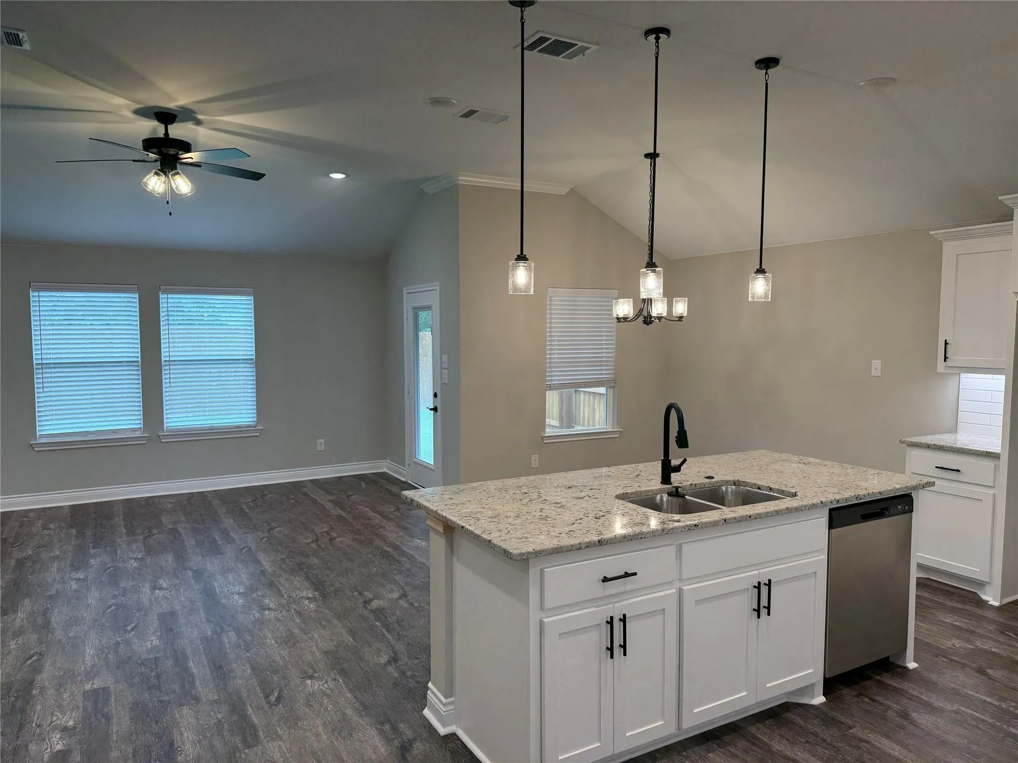 Single Family Residence For Sale in Hunt County , 1305 Brad Kellar Drive, Greenville, Texas 75402, 4 Bedroom, 2 Bathroom, 2 Garage spaces, 1,704 Sqft, built in 2024, mls#21376900, Real Estate Agent in Greenville, Homes For Sale in Hunt county, Homes For Sale in Greenville, Realtor in Greenville Texas, Real Estate Brokerage Independent Realty Texas, Luminita Cordes Realtor