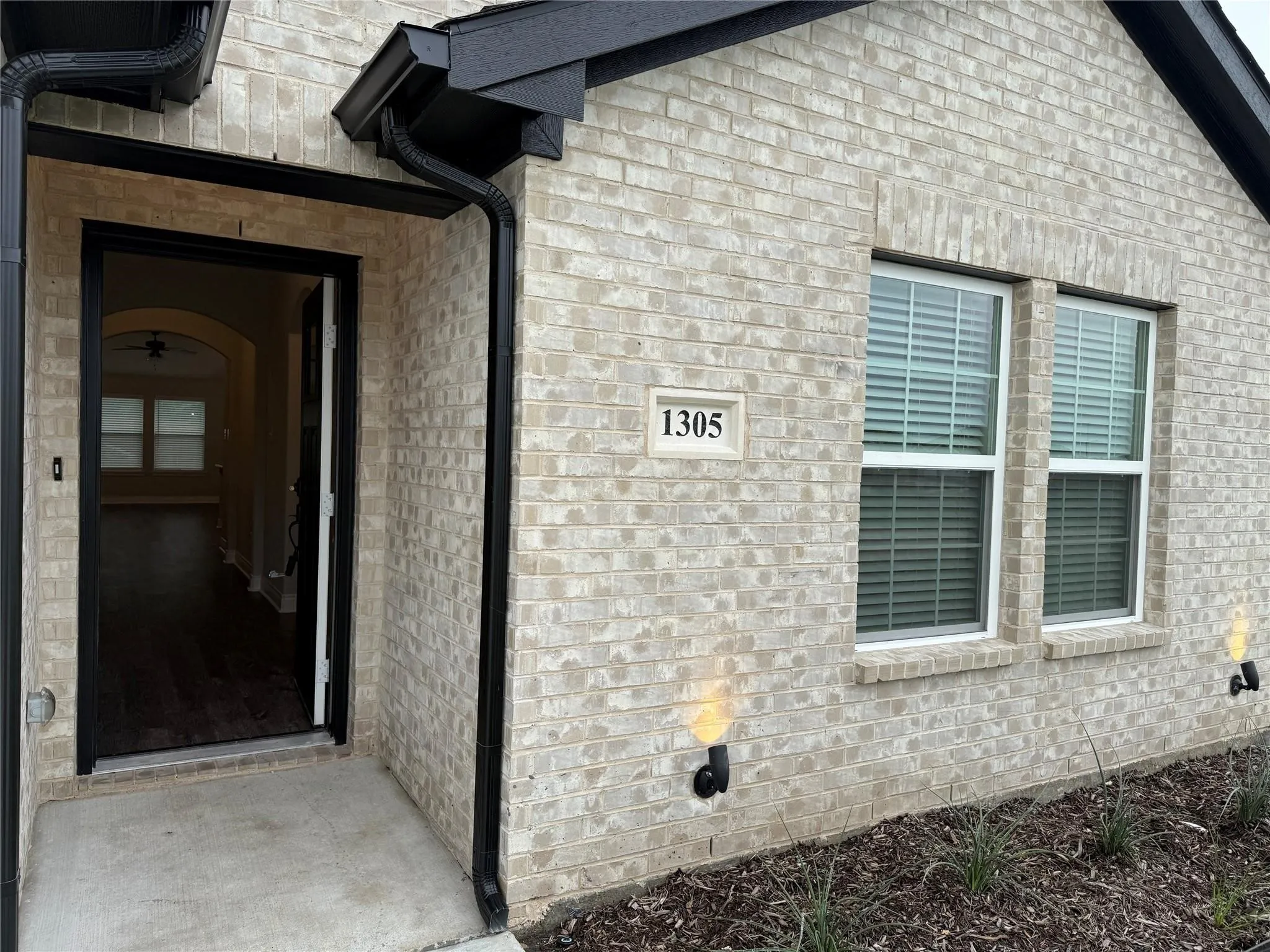 Single Family Residence For Sale in Hunt County , 1305 Brad Kellar Drive, Greenville, Texas 75402, 4 Bedroom, 2 Bathroom, 2 Garage spaces, 1,704 Sqft, built in 2024, mls#21376900, Real Estate Agent in Greenville, Homes For Sale in Hunt county, Homes For Sale in Greenville, Realtor in Greenville Texas, Real Estate Brokerage Independent Realty Texas, Luminita Cordes Realtor