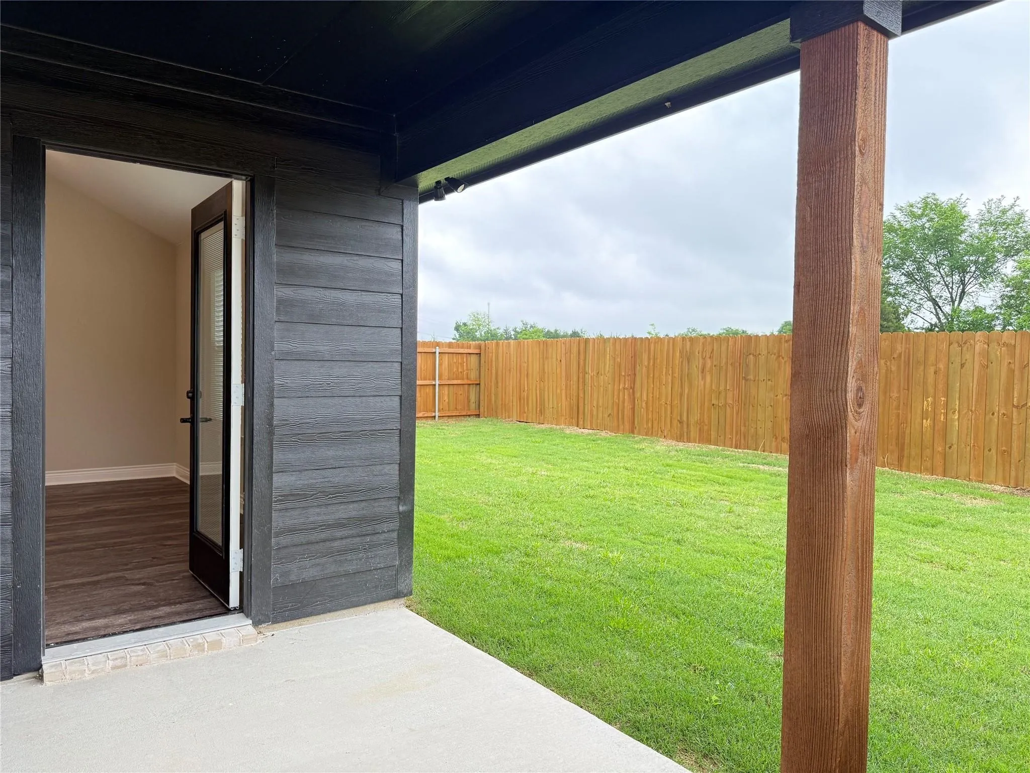 Single Family Residence For Sale in Hunt County , 1305 Brad Kellar Drive, Greenville, Texas 75402, 4 Bedroom, 2 Bathroom, 2 Garage spaces, 1,704 Sqft, built in 2024, mls#21376900, Real Estate Agent in Greenville, Homes For Sale in Hunt county, Homes For Sale in Greenville, Realtor in Greenville Texas, Real Estate Brokerage Independent Realty Texas, Luminita Cordes Realtor