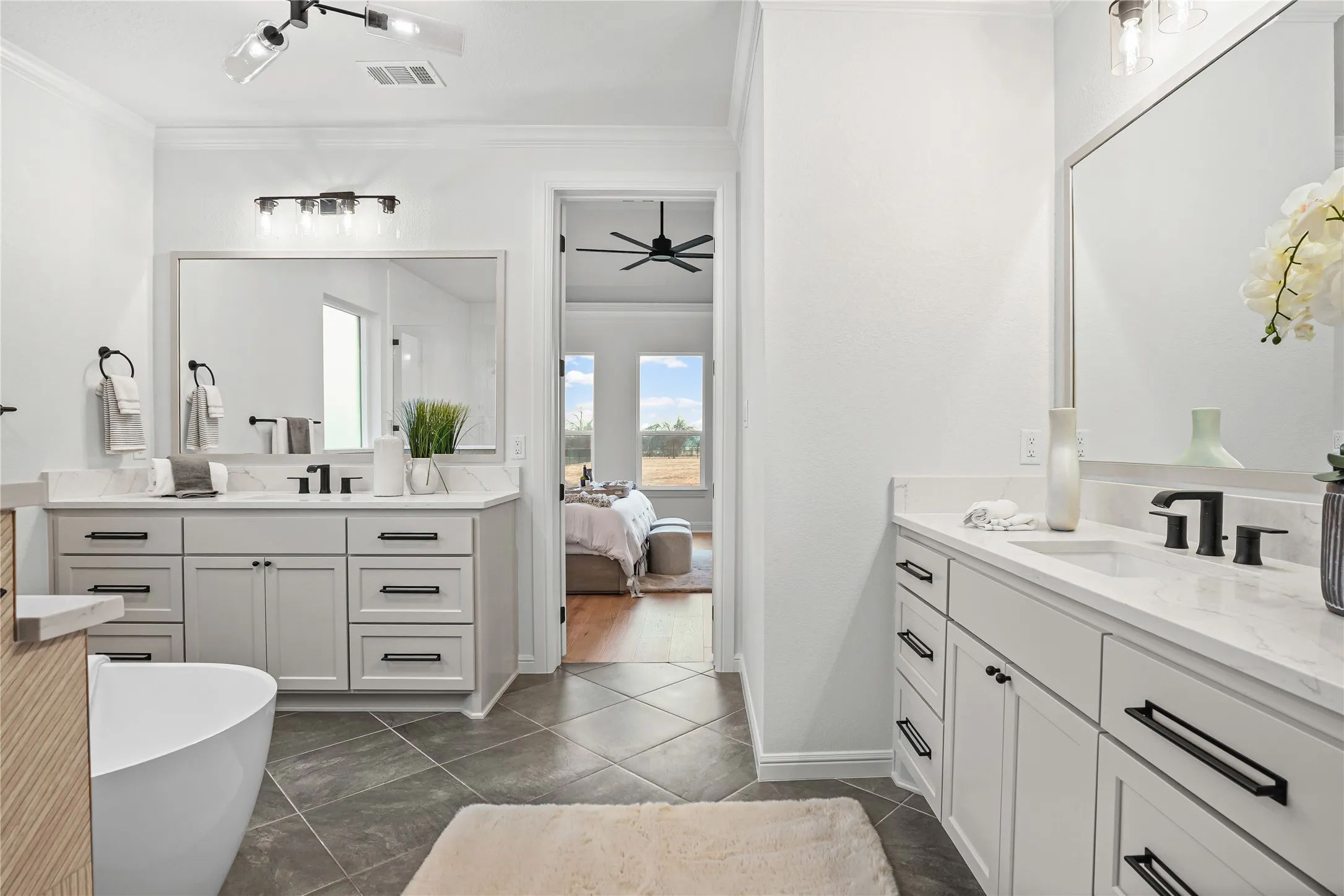 Single Family Residence For Sale in Hood County , 1100 Beginnings Drive, Granbury, Texas 76049, 4 Bedroom, 3 Bathroom, 3 Garage spaces, 3,033 Sqft, built in 2025, mls#21370842, Real Estate Agent in Granbury, Homes For Sale in Hood county, Homes For Sale in Granbury, Realtor in Granbury Texas, Real Estate Brokerage Independent Realty Texas, Luminita Cordes Realtor