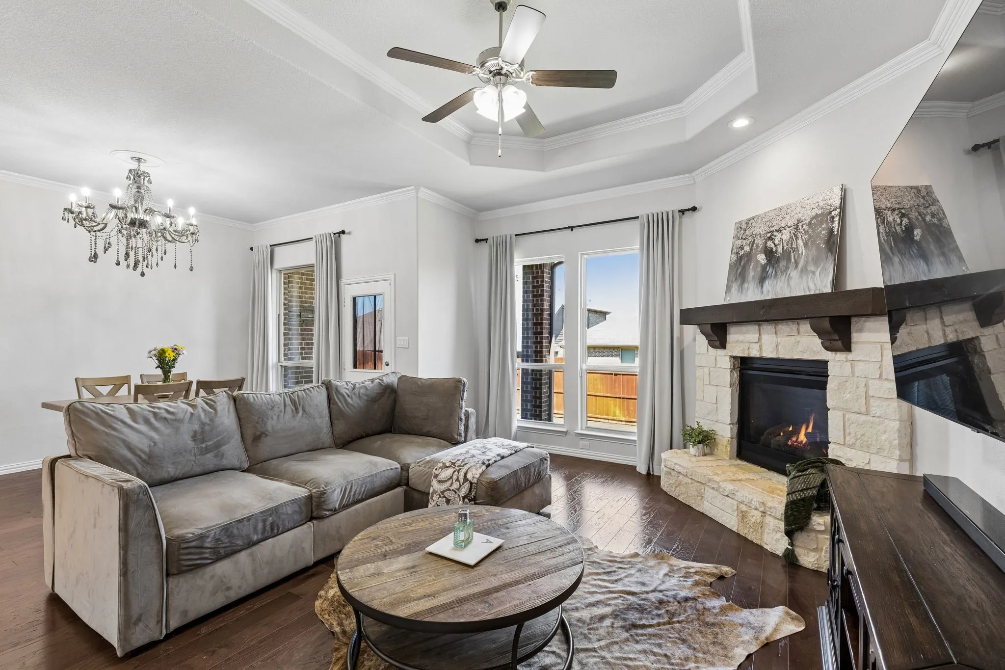Single Family Residence For Sale in Parker County , 200 Gill Point Lane, Aledo, Texas 76008, 3 Bedroom, 2 Bathroom, 2 Garage spaces, 2,136 Sqft, built in 2017, mls#21376675, Real Estate Agent in Aledo, Homes For Sale in Parker county, Homes For Sale in Aledo, Realtor in Aledo Texas, Real Estate Brokerage Independent Realty Texas, Luminita Cordes Realtor