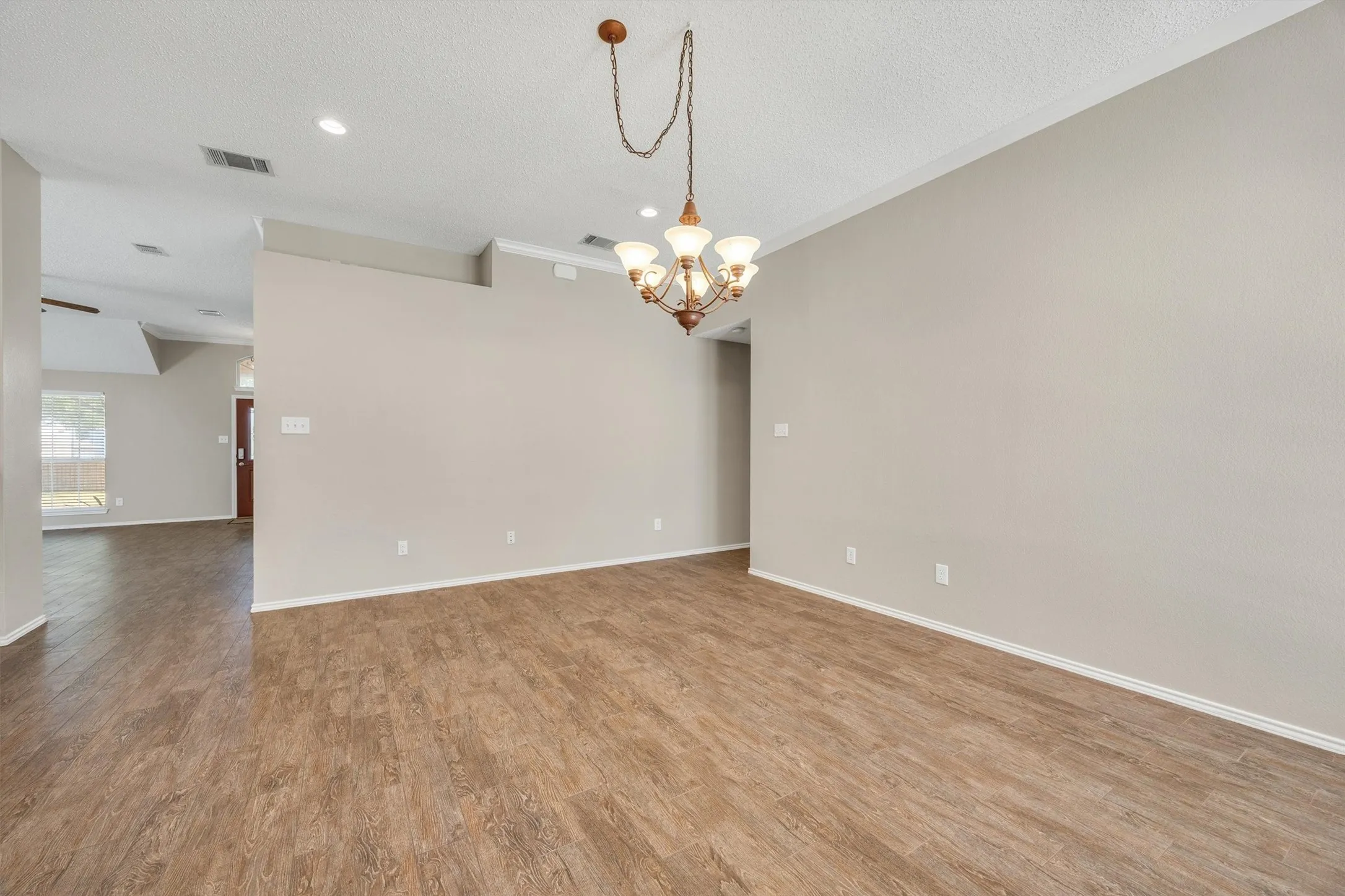 Single Family Residence For Sale in Collin County , 12 Harper Drive, Allen, Texas 75002, 4 Bedroom, 2 Bathroom, 2 Garage spaces, 2,029 Sqft, built in 1992, mls#21376881, Real Estate Agent in Allen, Homes For Sale in Collin county, Homes For Sale in Allen, Realtor in Allen Texas, Real Estate Brokerage Independent Realty Texas, Luminita Cordes Realtor