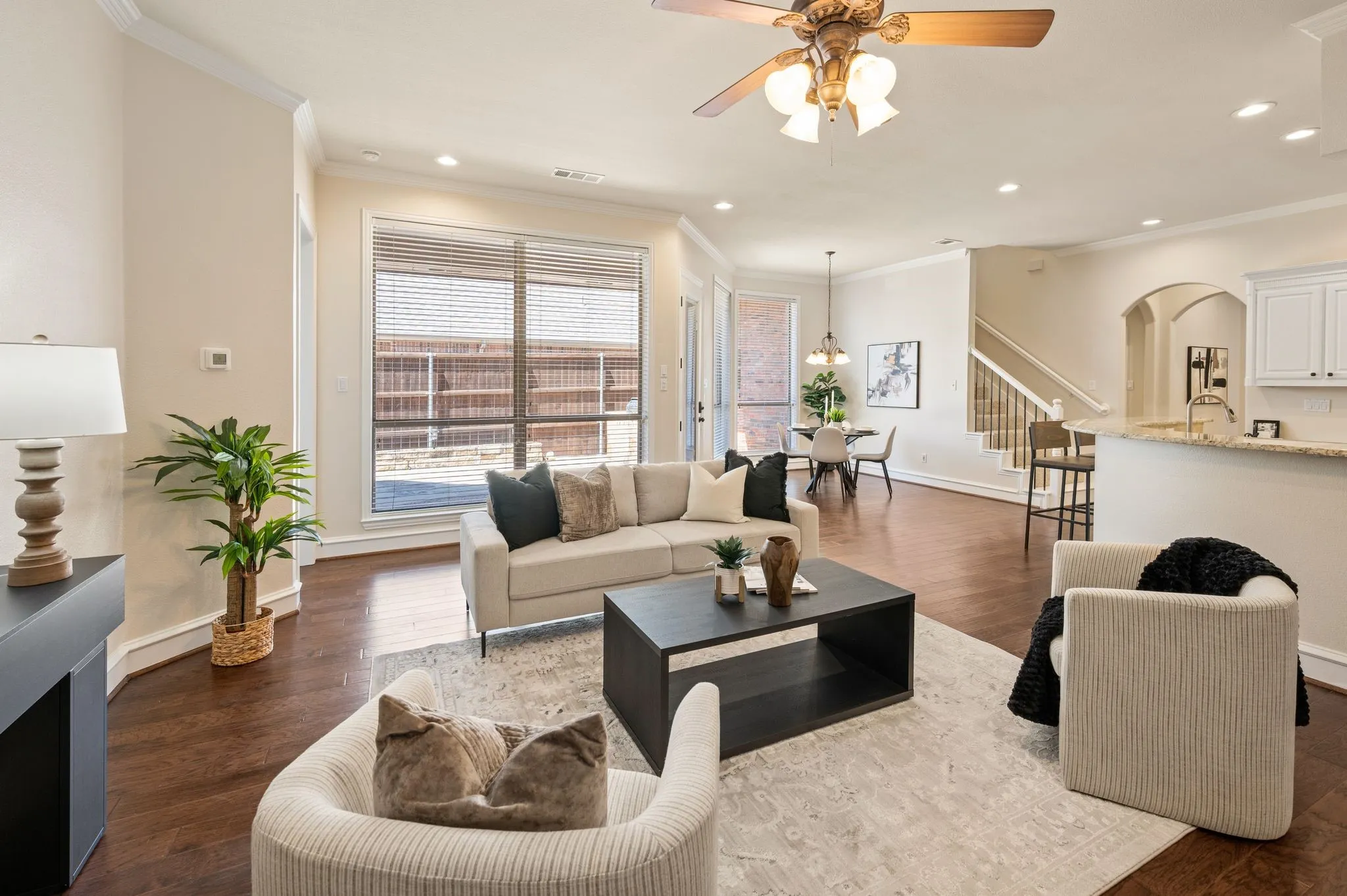 Single Family Residence For Sale in Tarrant County , 18 Jamie Court, Trophy Club, Texas 76262, 3 Bedroom, 3 Bathroom, 2 Garage spaces, 3,221 Sqft, built in 1998, mls#21367820, Real Estate Agent in Trophy Club, Homes For Sale in Tarrant county, Homes For Sale in Trophy Club, Realtor in Trophy Club Texas, Real Estate Brokerage Independent Realty Texas, Luminita Cordes Realtor