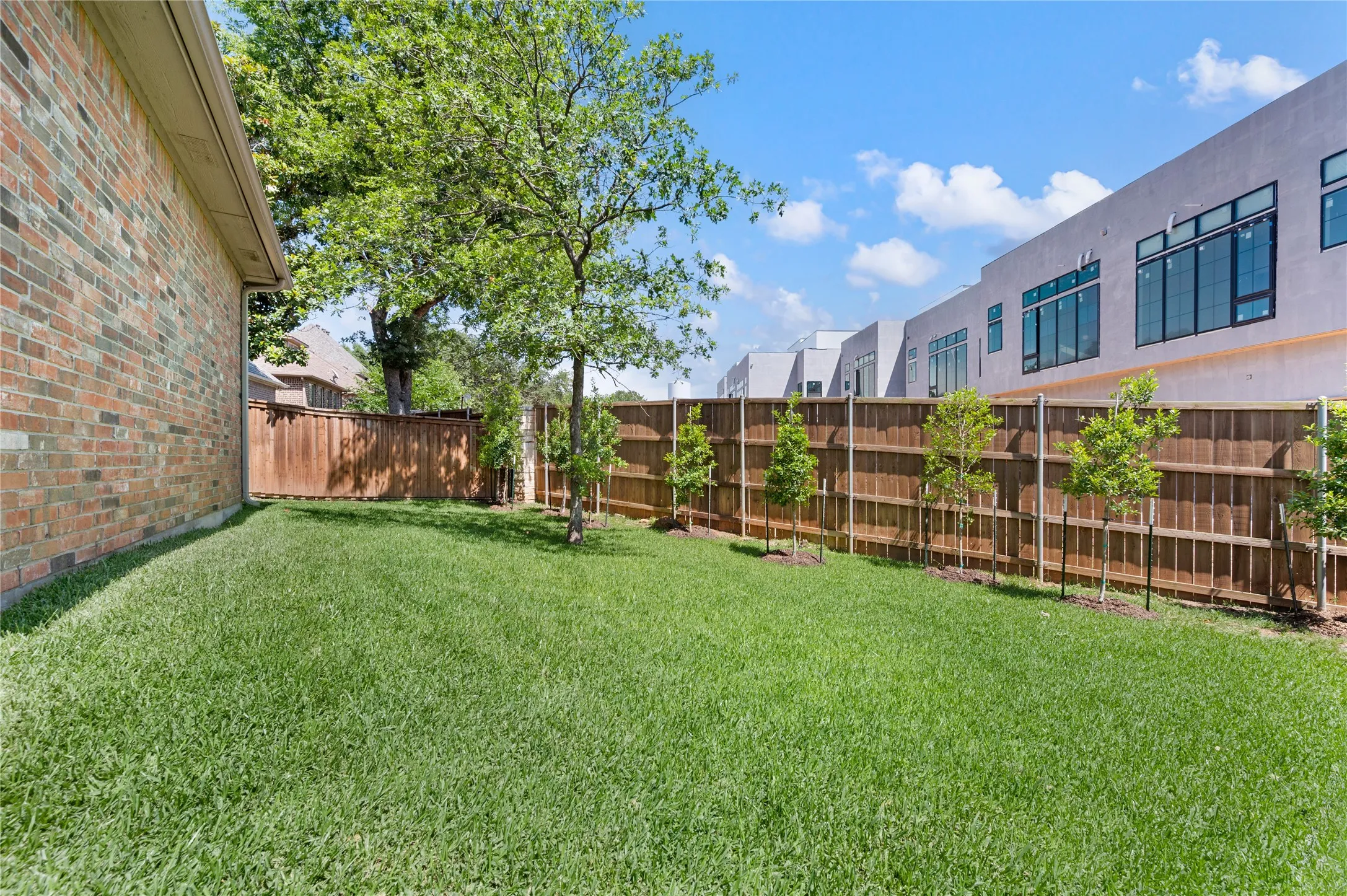 Single Family Residence For Sale in Tarrant County , 18 Jamie Court, Trophy Club, Texas 76262, 3 Bedroom, 3 Bathroom, 2 Garage spaces, 3,221 Sqft, built in 1998, mls#21367820, Real Estate Agent in Trophy Club, Homes For Sale in Tarrant county, Homes For Sale in Trophy Club, Realtor in Trophy Club Texas, Real Estate Brokerage Independent Realty Texas, Luminita Cordes Realtor