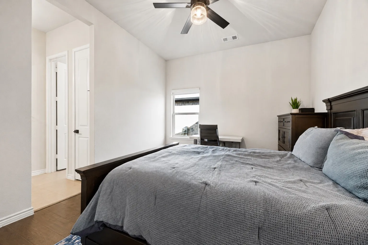Single Family Residence For Sale in Denton County , 3016 Peekaboo Lane, Northlake, Texas 76247, 4 Bedroom, 3 Bathroom, 2 Garage spaces, 2,859 Sqft, built in 2020, mls#21376074, Real Estate Agent in Northlake, Homes For Sale in Denton county, Homes For Sale in Northlake, Realtor in Northlake Texas, Real Estate Brokerage Independent Realty Texas, Luminita Cordes Realtor
