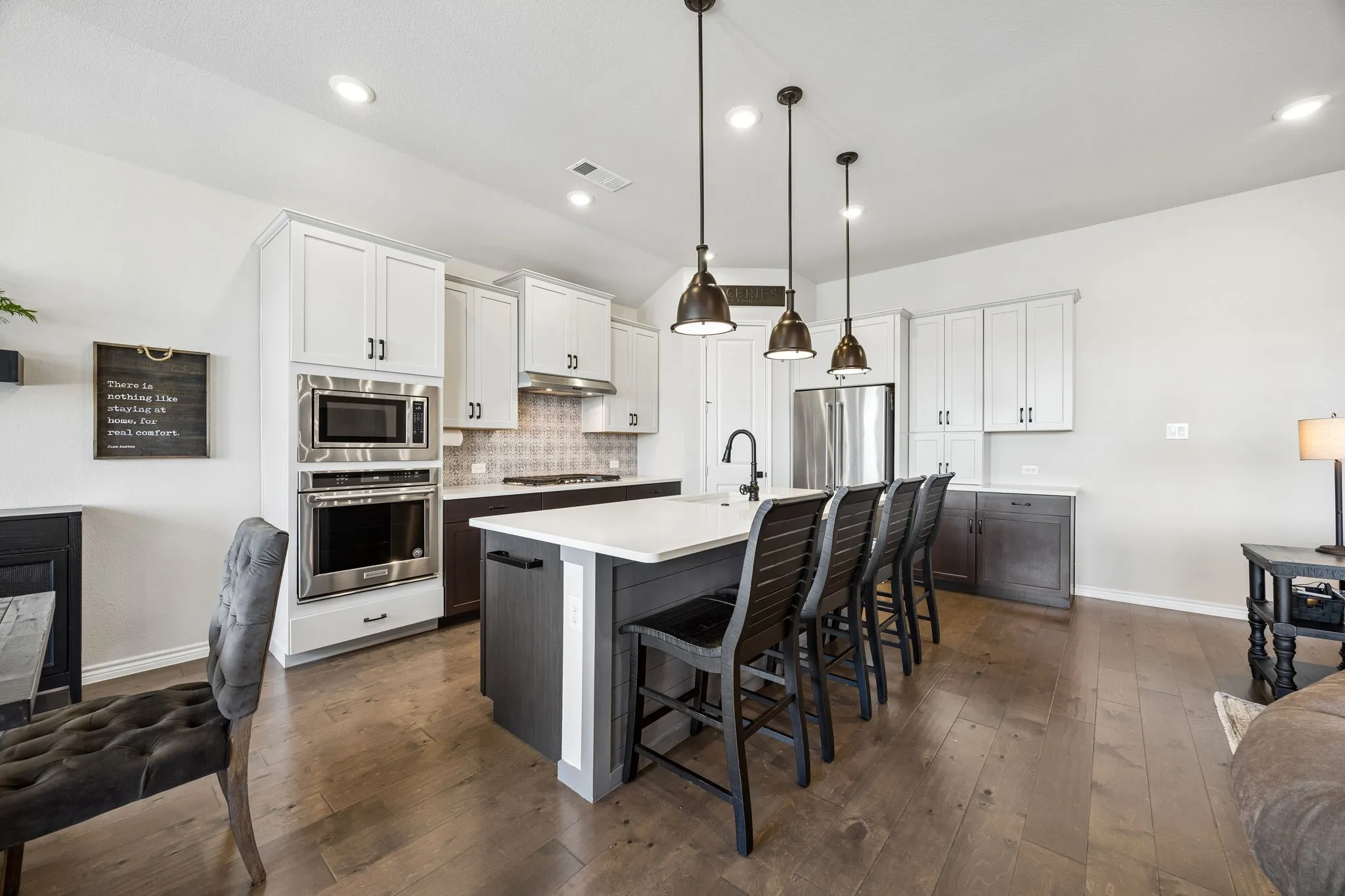 Single Family Residence For Sale in Denton County , 3016 Peekaboo Lane, Northlake, Texas 76247, 4 Bedroom, 3 Bathroom, 2 Garage spaces, 2,859 Sqft, built in 2020, mls#21376074, Real Estate Agent in Northlake, Homes For Sale in Denton county, Homes For Sale in Northlake, Realtor in Northlake Texas, Real Estate Brokerage Independent Realty Texas, Luminita Cordes Realtor