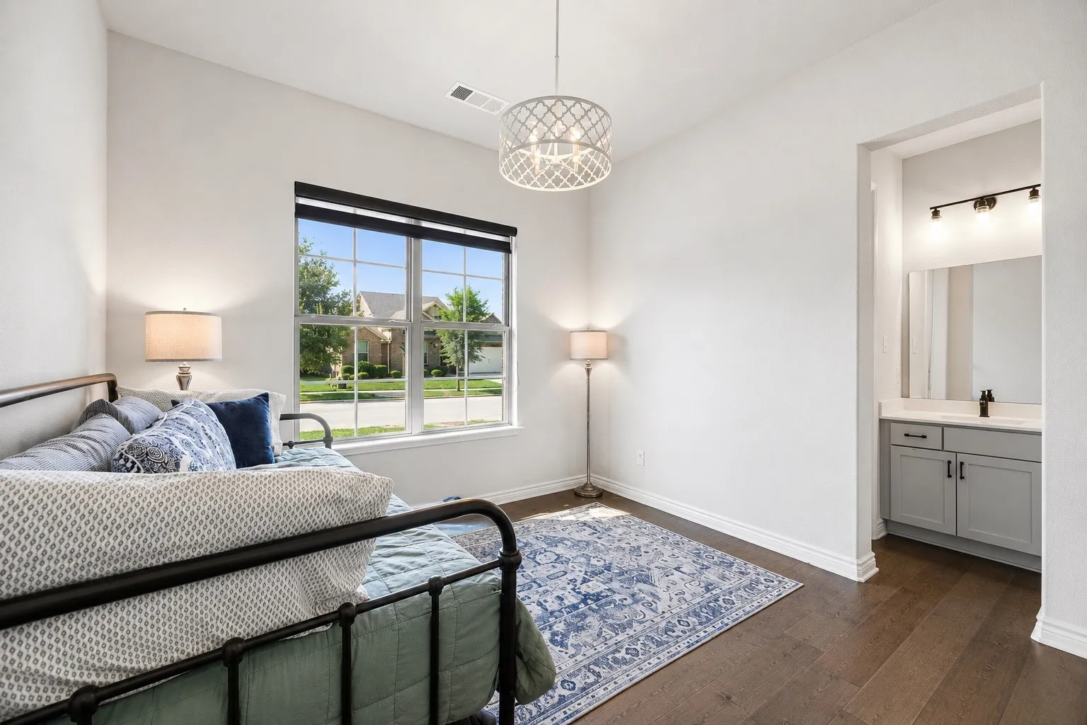 Single Family Residence For Sale in Denton County , 3016 Peekaboo Lane, Northlake, Texas 76247, 4 Bedroom, 3 Bathroom, 2 Garage spaces, 2,859 Sqft, built in 2020, mls#21376074, Real Estate Agent in Northlake, Homes For Sale in Denton county, Homes For Sale in Northlake, Realtor in Northlake Texas, Real Estate Brokerage Independent Realty Texas, Luminita Cordes Realtor