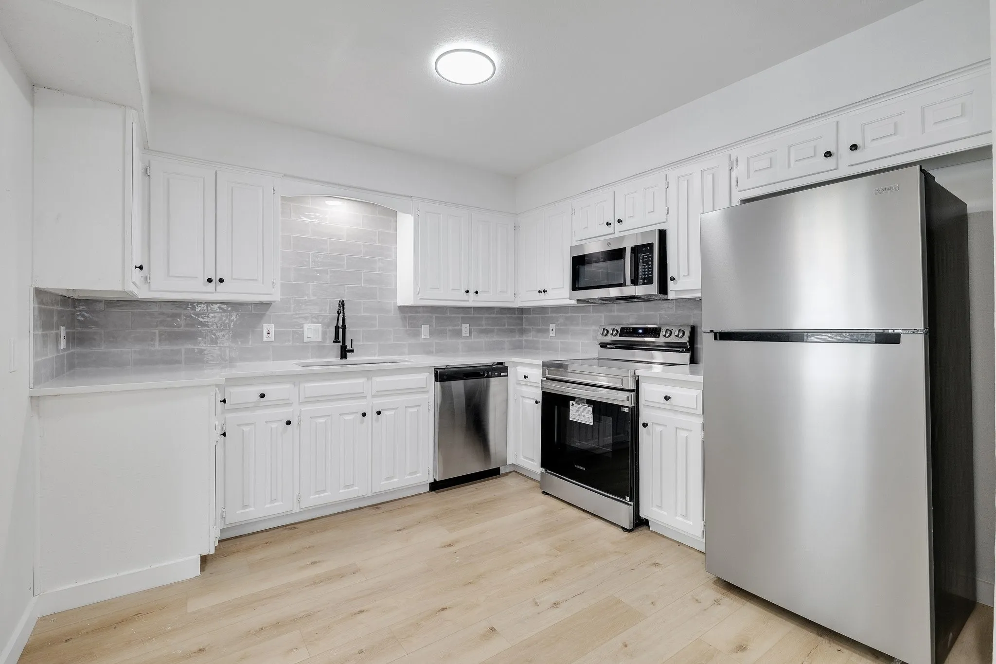 Duplex For Rent in Collin County , 3352 Lanarc Drive, Plano, Texas 75023, 3 Bedroom, 2 Bathroom, 2 Garage spaces, 1,440 Sqft, built in 1979, mls#21376711, Real Estate Agent in Plano, Homes For Rent in Collin county, Homes For Rent in Plano, Realtor in Plano Texas, Real Estate Brokerage Independent Realty Texas, Luminita Cordes Realtor