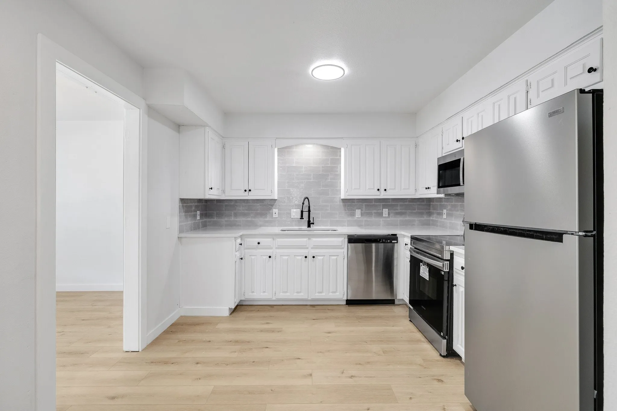 Duplex For Rent in Collin County , 3352 Lanarc Drive, Plano, Texas 75023, 3 Bedroom, 2 Bathroom, 2 Garage spaces, 1,440 Sqft, built in 1979, mls#21376711, Real Estate Agent in Plano, Homes For Rent in Collin county, Homes For Rent in Plano, Realtor in Plano Texas, Real Estate Brokerage Independent Realty Texas, Luminita Cordes Realtor
