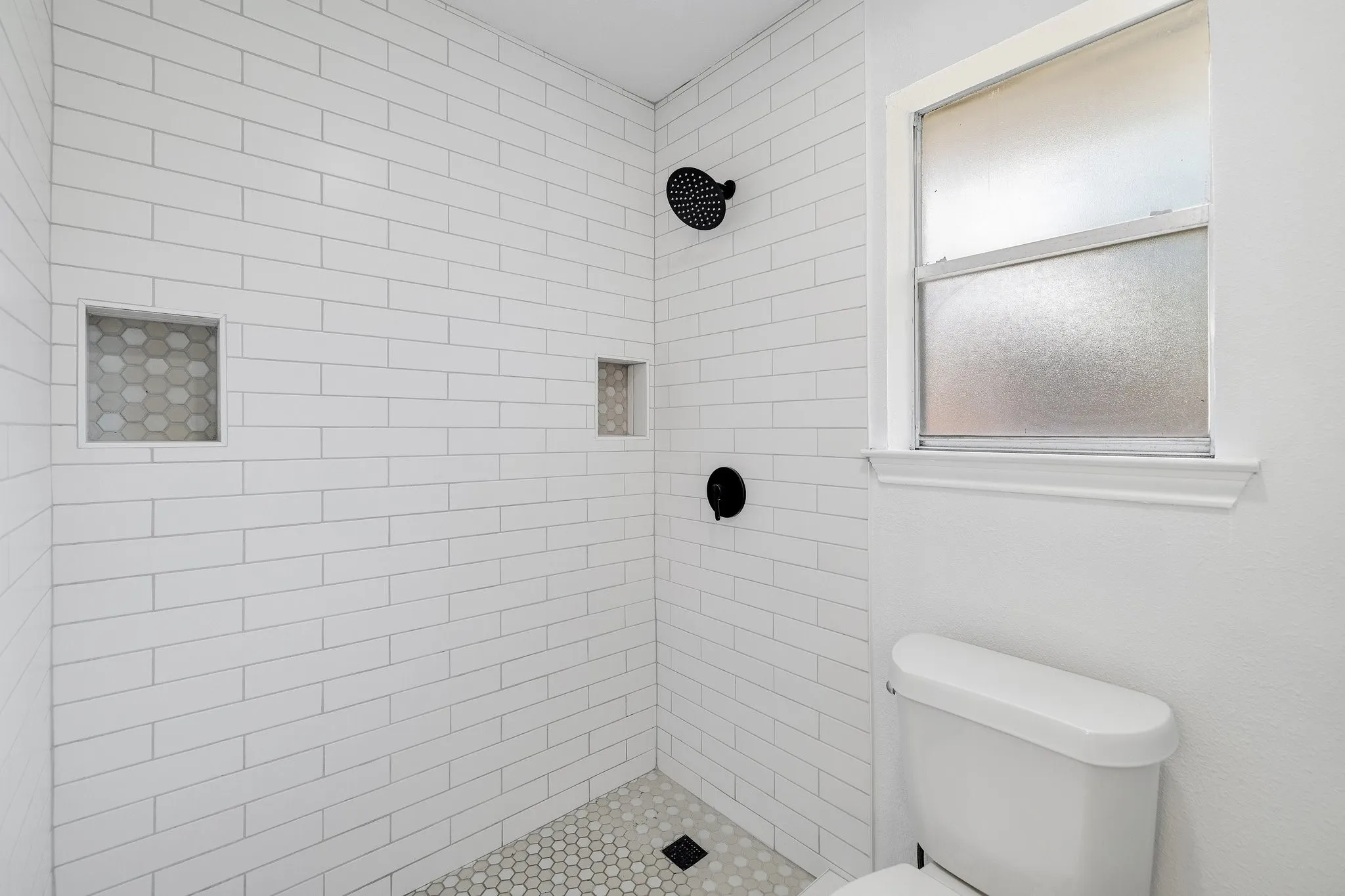 Duplex For Rent in Collin County , 3352 Lanarc Drive, Plano, Texas 75023, 3 Bedroom, 2 Bathroom, 2 Garage spaces, 1,440 Sqft, built in 1979, mls#21376711, Real Estate Agent in Plano, Homes For Rent in Collin county, Homes For Rent in Plano, Realtor in Plano Texas, Real Estate Brokerage Independent Realty Texas, Luminita Cordes Realtor