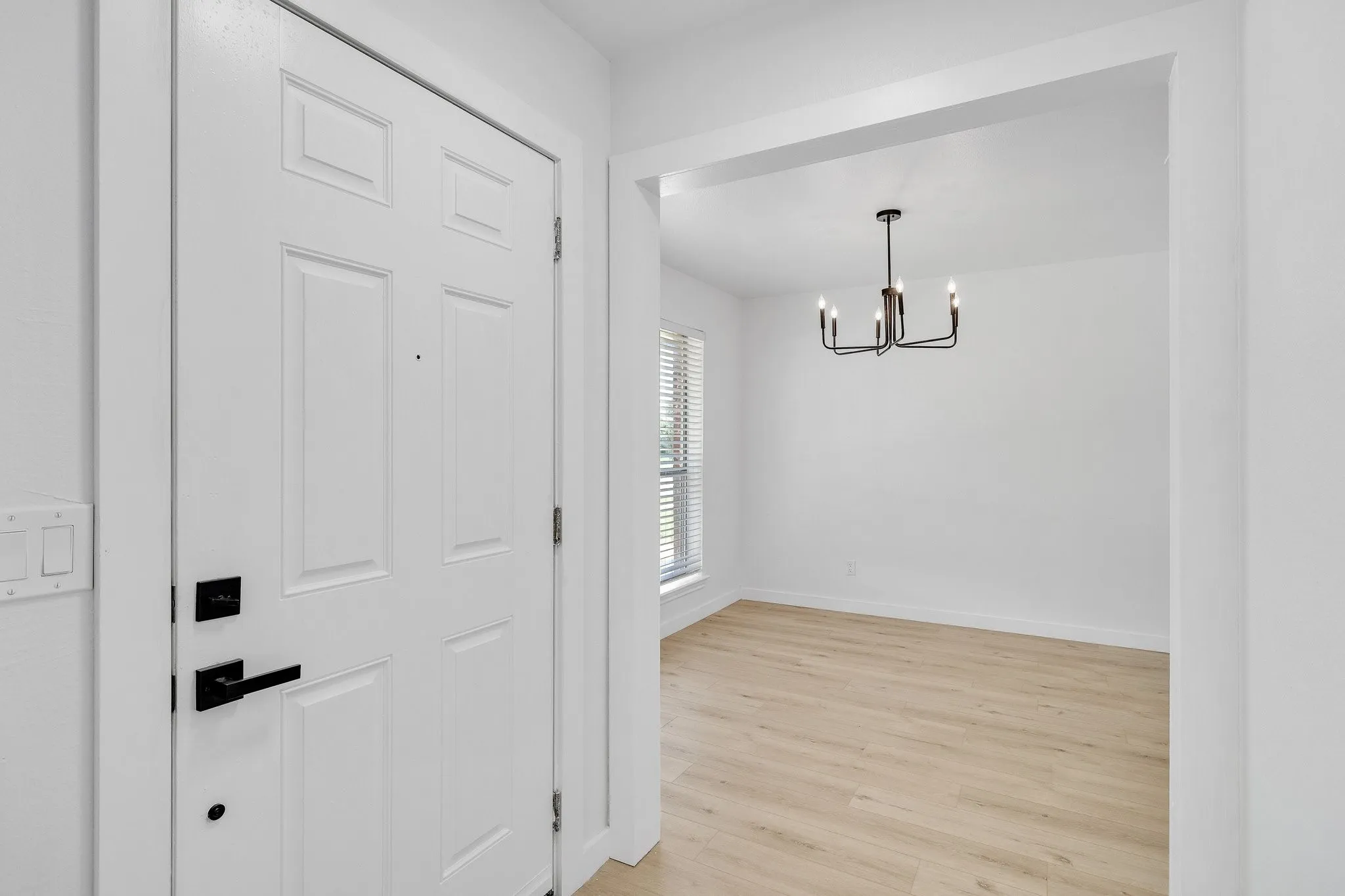 Duplex For Rent in Collin County , 3352 Lanarc Drive, Plano, Texas 75023, 3 Bedroom, 2 Bathroom, 2 Garage spaces, 1,440 Sqft, built in 1979, mls#21376711, Real Estate Agent in Plano, Homes For Rent in Collin county, Homes For Rent in Plano, Realtor in Plano Texas, Real Estate Brokerage Independent Realty Texas, Luminita Cordes Realtor