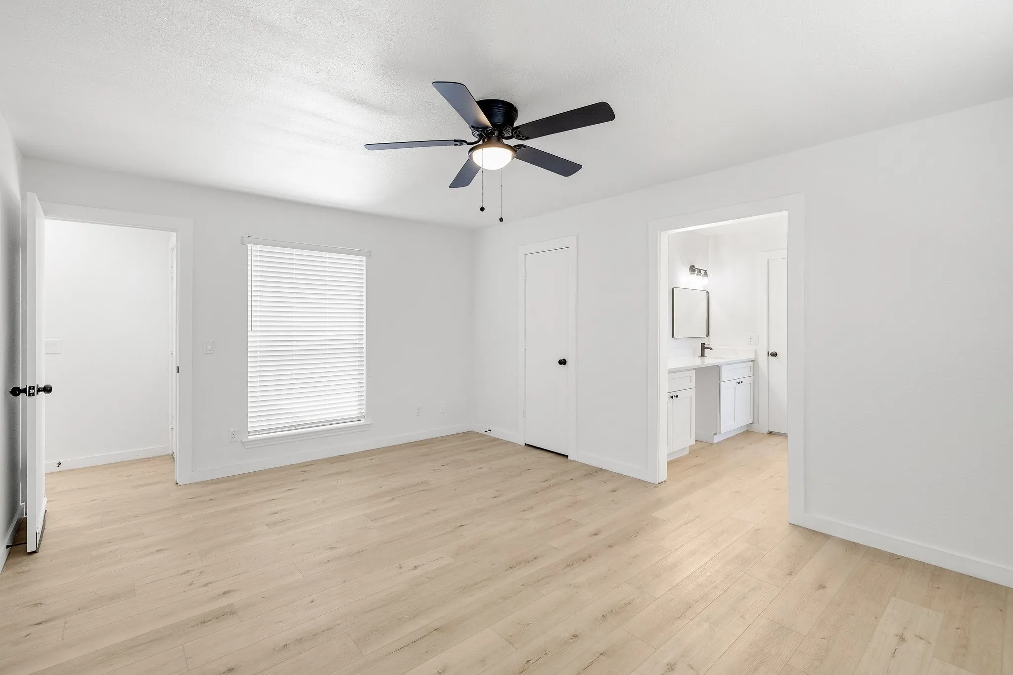 Duplex For Rent in Collin County , 3352 Lanarc Drive, Plano, Texas 75023, 3 Bedroom, 2 Bathroom, 2 Garage spaces, 1,440 Sqft, built in 1979, mls#21376711, Real Estate Agent in Plano, Homes For Rent in Collin county, Homes For Rent in Plano, Realtor in Plano Texas, Real Estate Brokerage Independent Realty Texas, Luminita Cordes Realtor