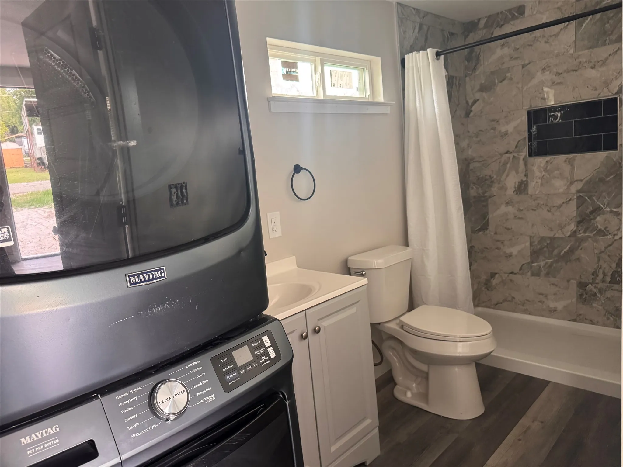 Single Family Residence For Rent in Hood County , 3849 Boquillas Circle, Granbury, Texas 76048, 1 Bedroom, 1 Bathroom, Garage spaces, 480 Sqft, built in 1978, mls#21377011, Real Estate Agent in Granbury, Homes For Rent in Hood county, Homes For Rent in Granbury, Realtor in Granbury Texas, Real Estate Brokerage Independent Realty Texas, Luminita Cordes Realtor
