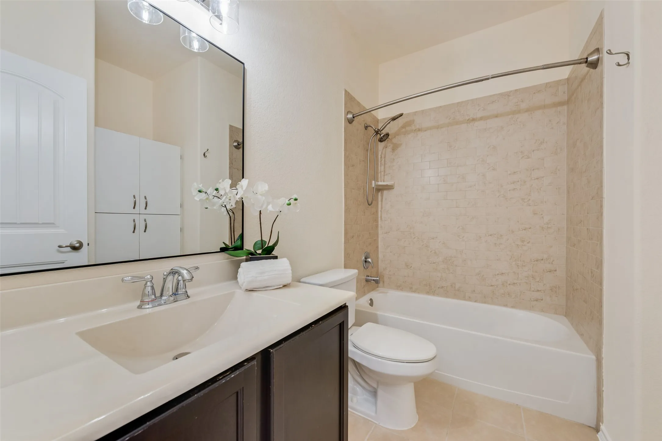 Single Family Residence For Sale in Collin County , 1217 Sage Drive, Princeton, Texas 75407, 3 Bedroom, 2 Bathroom, 2 Garage spaces, 1,476 Sqft, built in 2013, mls#21375379, Real Estate Agent in Princeton, Homes For Sale in Collin county, Homes For Sale in Princeton, Realtor in Princeton Texas, Real Estate Brokerage Independent Realty Texas, Luminita Cordes Realtor