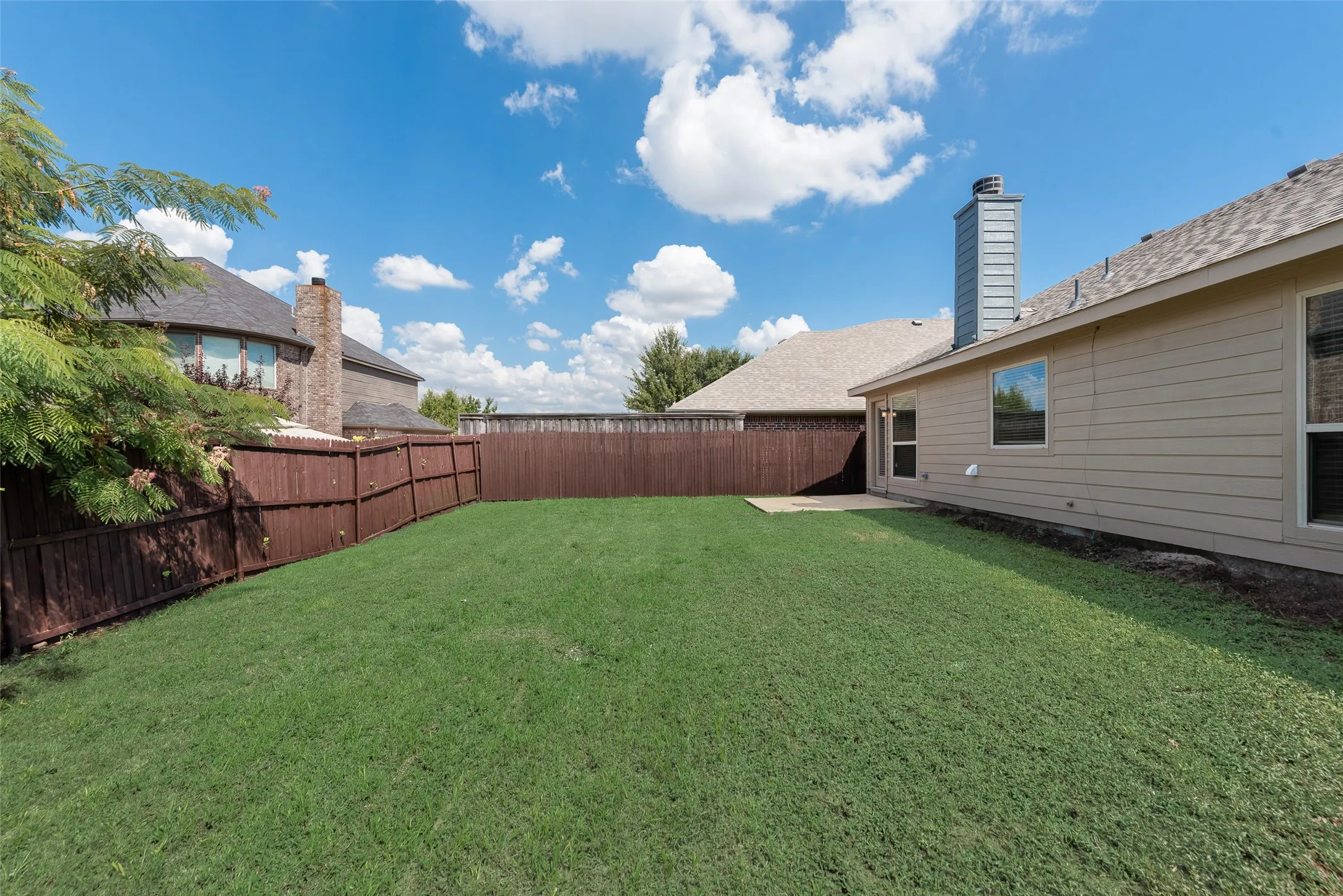 Single Family Residence For Sale in Collin County , 1217 Sage Drive, Princeton, Texas 75407, 3 Bedroom, 2 Bathroom, 2 Garage spaces, 1,476 Sqft, built in 2013, mls#21375379, Real Estate Agent in Princeton, Homes For Sale in Collin county, Homes For Sale in Princeton, Realtor in Princeton Texas, Real Estate Brokerage Independent Realty Texas, Luminita Cordes Realtor