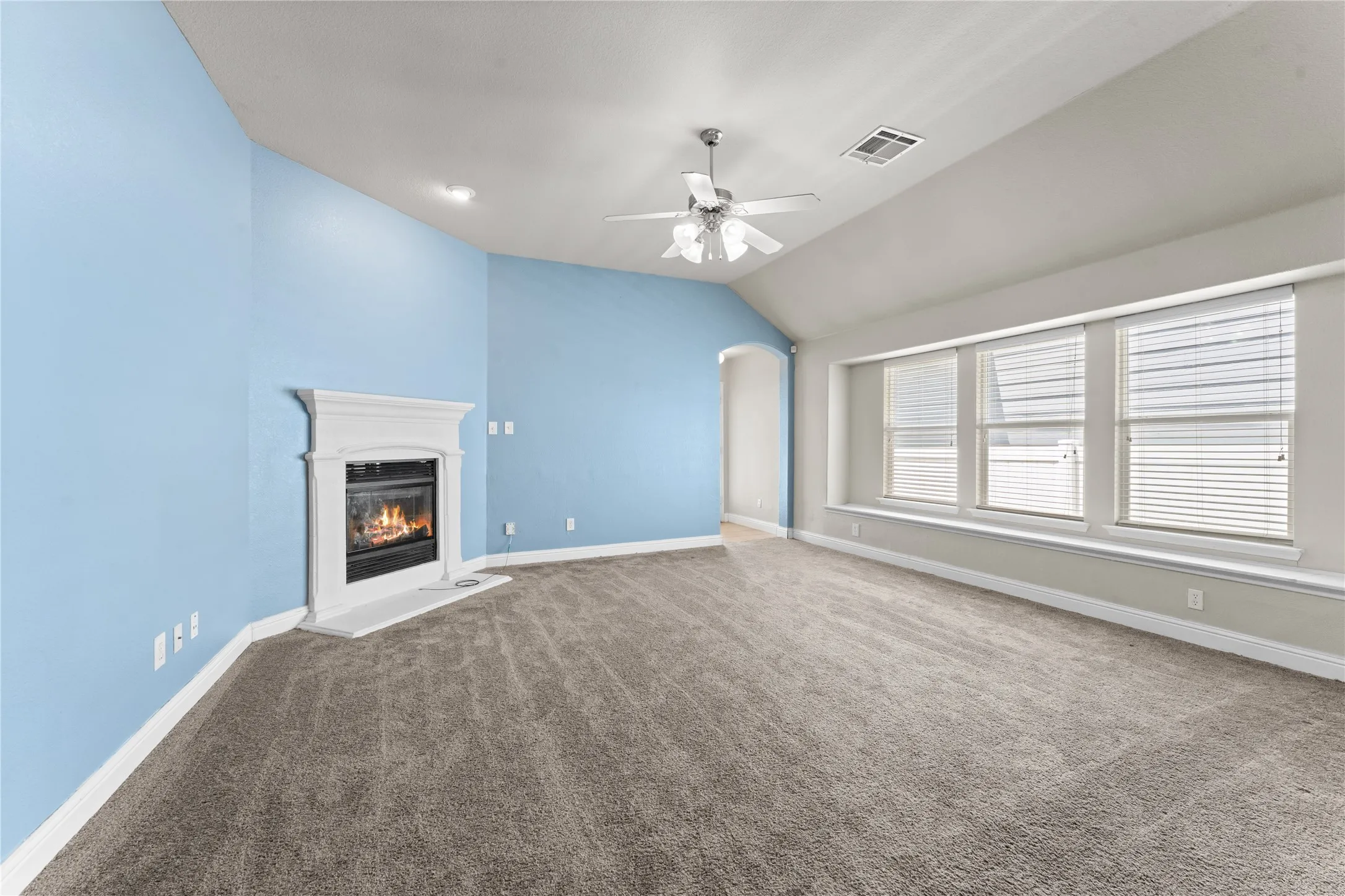 Single Family Residence For Rent in Denton County , 1218 Chattahoochee Drive, Savannah, Texas 76227, 3 Bedroom, 2 Bathroom, 2 Garage spaces, 1,574 Sqft, built in 2009, mls#21364171, Real Estate Agent in Savannah, Homes For Rent in Denton county, Homes For Rent in Savannah, Realtor in Savannah Texas, Real Estate Brokerage Independent Realty Texas, Luminita Cordes Realtor