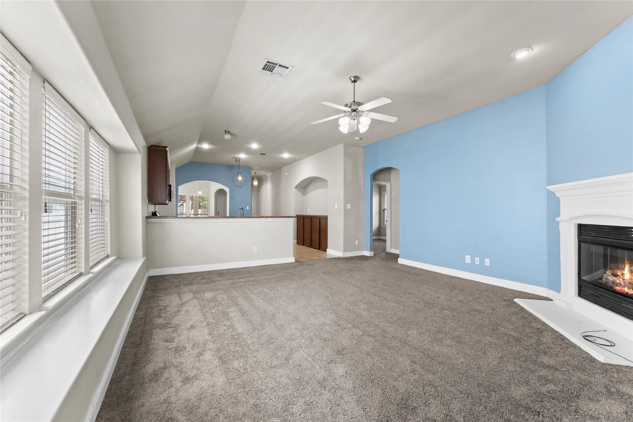 Single Family Residence For Rent in Denton County , 1218 Chattahoochee Drive, Savannah, Texas 76227, 3 Bedroom, 2 Bathroom, 2 Garage spaces, 1,574 Sqft, built in 2009, mls#21364171, Real Estate Agent in Savannah, Homes For Rent in Denton county, Homes For Rent in Savannah, Realtor in Savannah Texas, Real Estate Brokerage Independent Realty Texas, Luminita Cordes Realtor