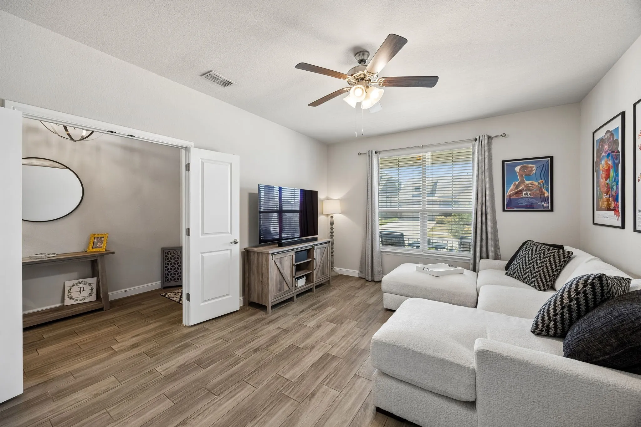 Single Family Residence For Sale in Denton County , 2316 Mockingbird Court, Northlake, Texas 76247, 3 Bedroom, 3 Bathroom, 2 Garage spaces, 2,209 Sqft, built in 2021, mls#21376008, Real Estate Agent in Northlake, Homes For Sale in Denton county, Homes For Sale in Northlake, Realtor in Northlake Texas, Real Estate Brokerage Independent Realty Texas, Luminita Cordes Realtor