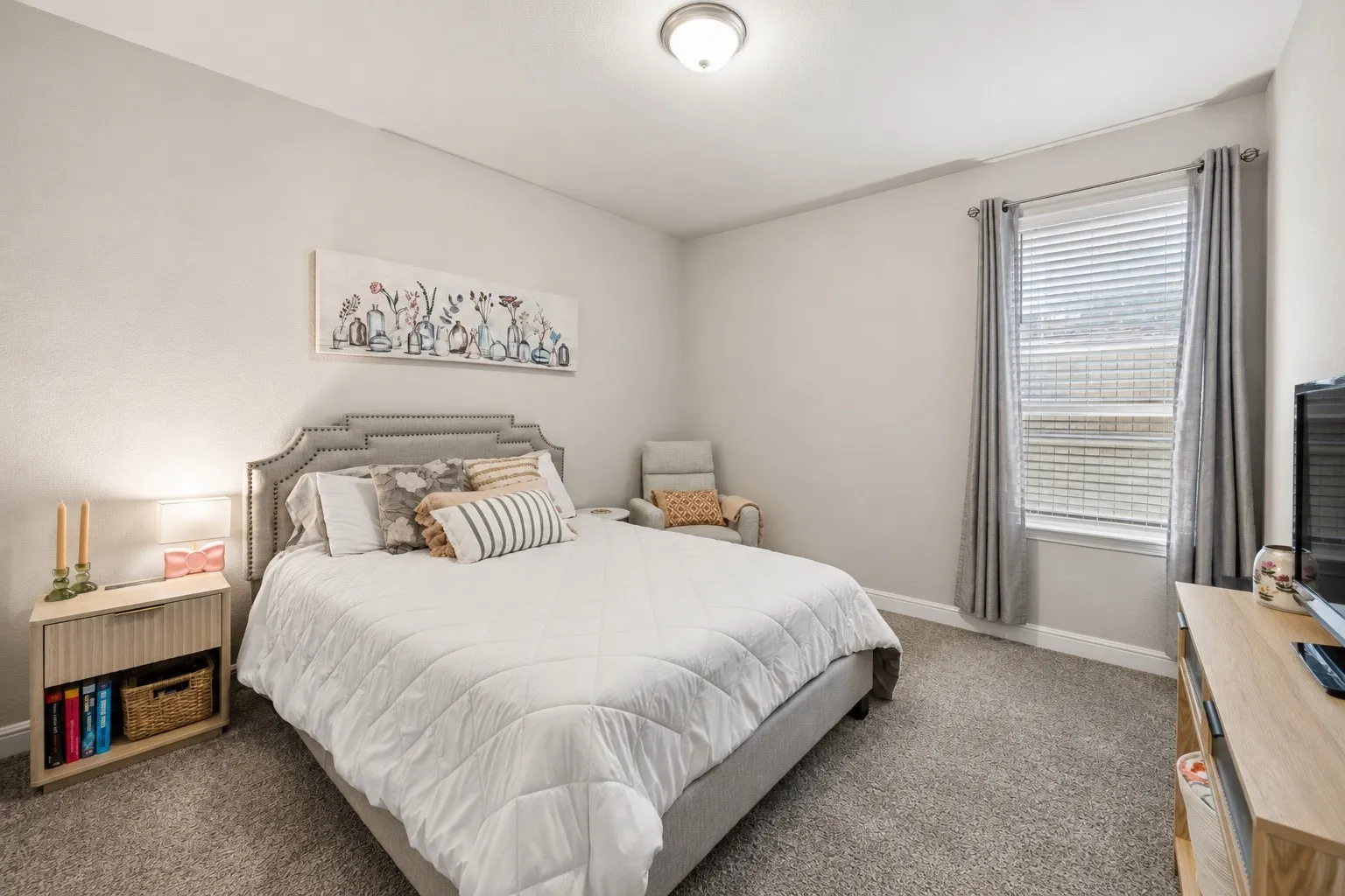 Single Family Residence For Sale in Denton County , 2316 Mockingbird Court, Northlake, Texas 76247, 3 Bedroom, 3 Bathroom, 2 Garage spaces, 2,209 Sqft, built in 2021, mls#21376008, Real Estate Agent in Northlake, Homes For Sale in Denton county, Homes For Sale in Northlake, Realtor in Northlake Texas, Real Estate Brokerage Independent Realty Texas, Luminita Cordes Realtor
