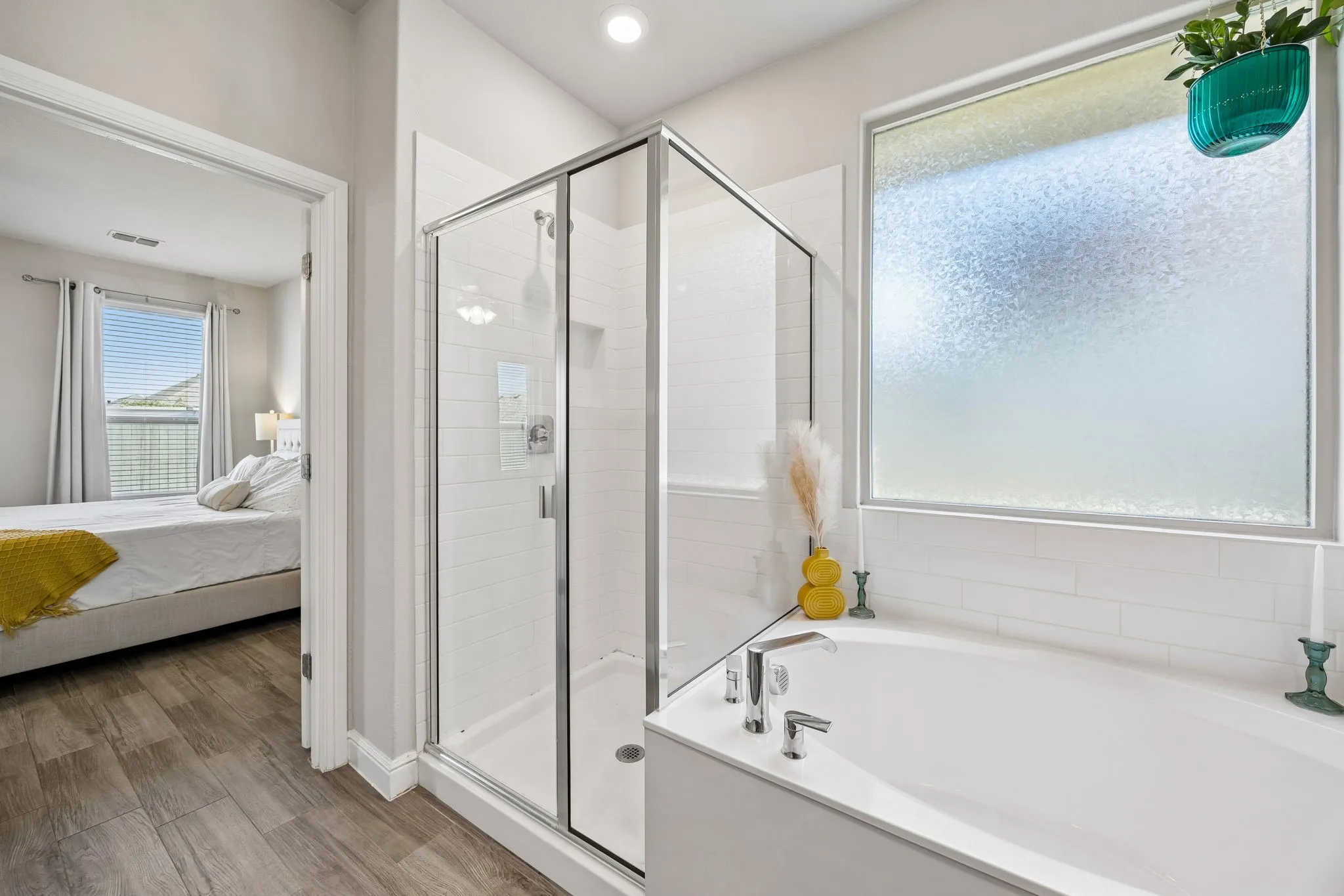 Single Family Residence For Sale in Denton County , 2316 Mockingbird Court, Northlake, Texas 76247, 3 Bedroom, 3 Bathroom, 2 Garage spaces, 2,209 Sqft, built in 2021, mls#21376008, Real Estate Agent in Northlake, Homes For Sale in Denton county, Homes For Sale in Northlake, Realtor in Northlake Texas, Real Estate Brokerage Independent Realty Texas, Luminita Cordes Realtor
