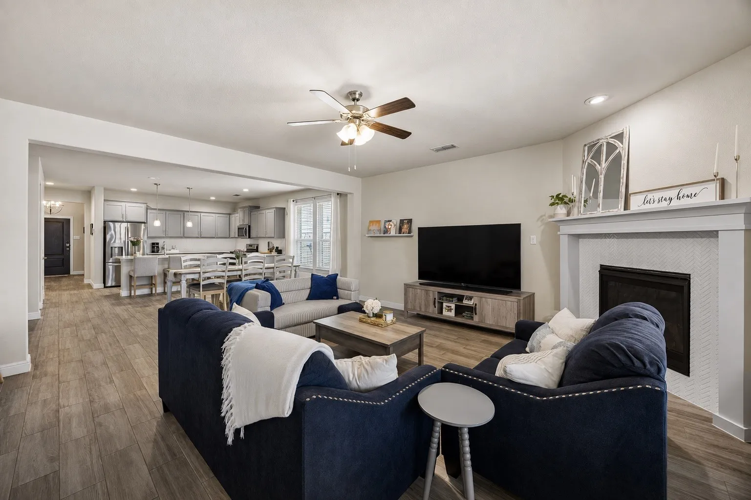 Single Family Residence For Sale in Denton County , 2316 Mockingbird Court, Northlake, Texas 76247, 3 Bedroom, 3 Bathroom, 2 Garage spaces, 2,209 Sqft, built in 2021, mls#21376008, Real Estate Agent in Northlake, Homes For Sale in Denton county, Homes For Sale in Northlake, Realtor in Northlake Texas, Real Estate Brokerage Independent Realty Texas, Luminita Cordes Realtor