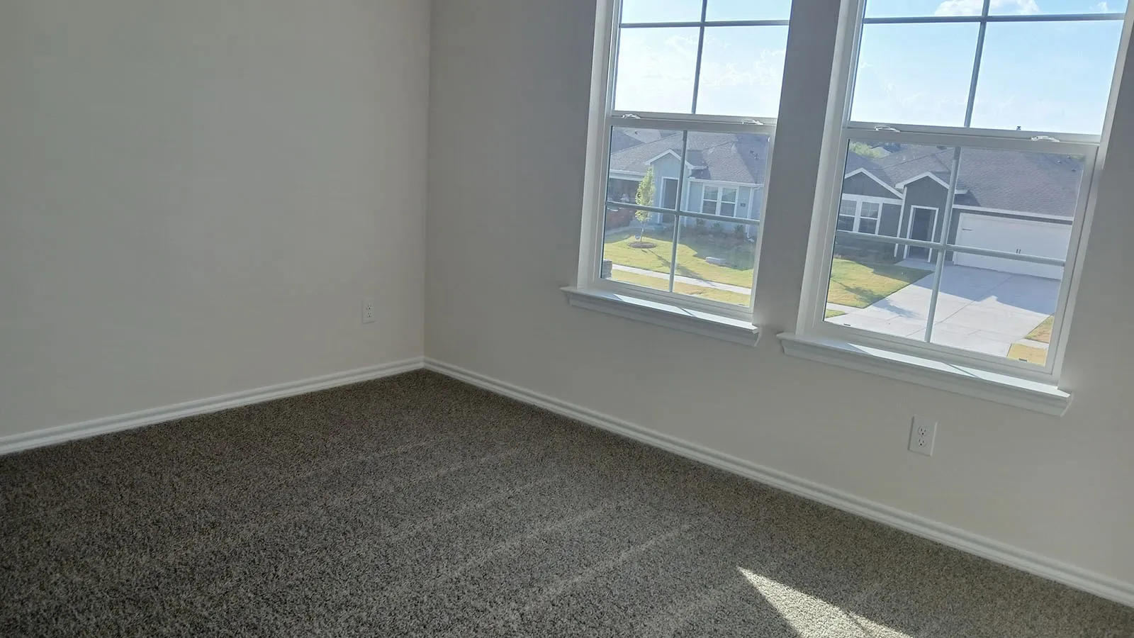 Neutral-toned carpet flooring
